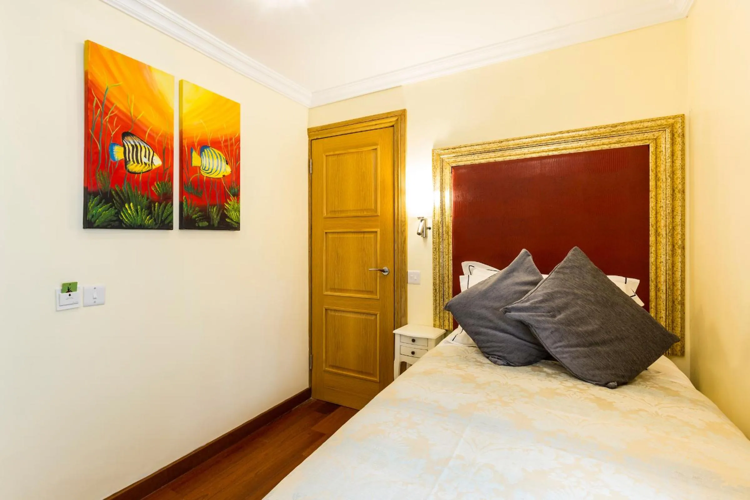 Bed in Linton Hotel Luton