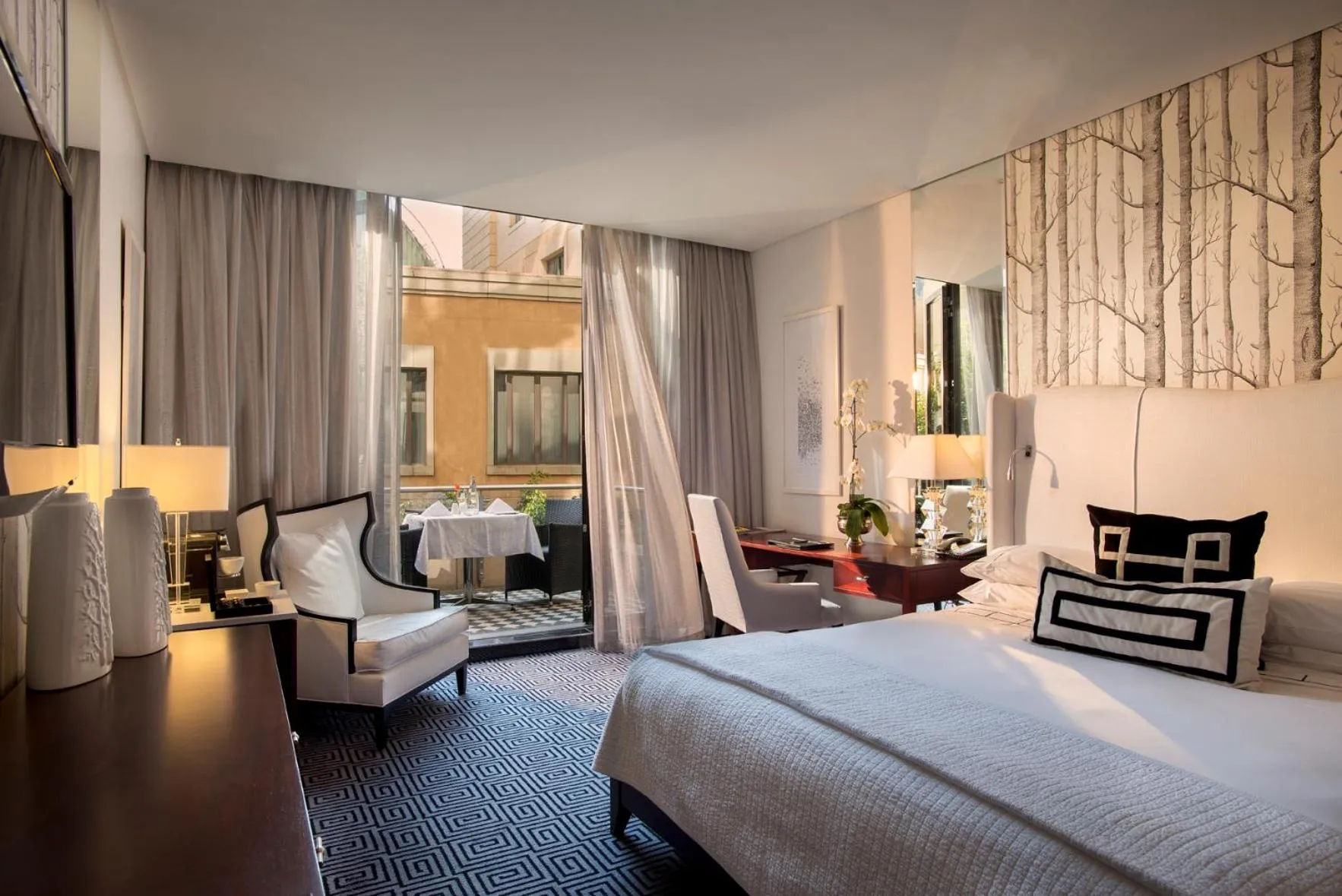 Bed in DAVINCI Hotel on Nelson Mandela Square