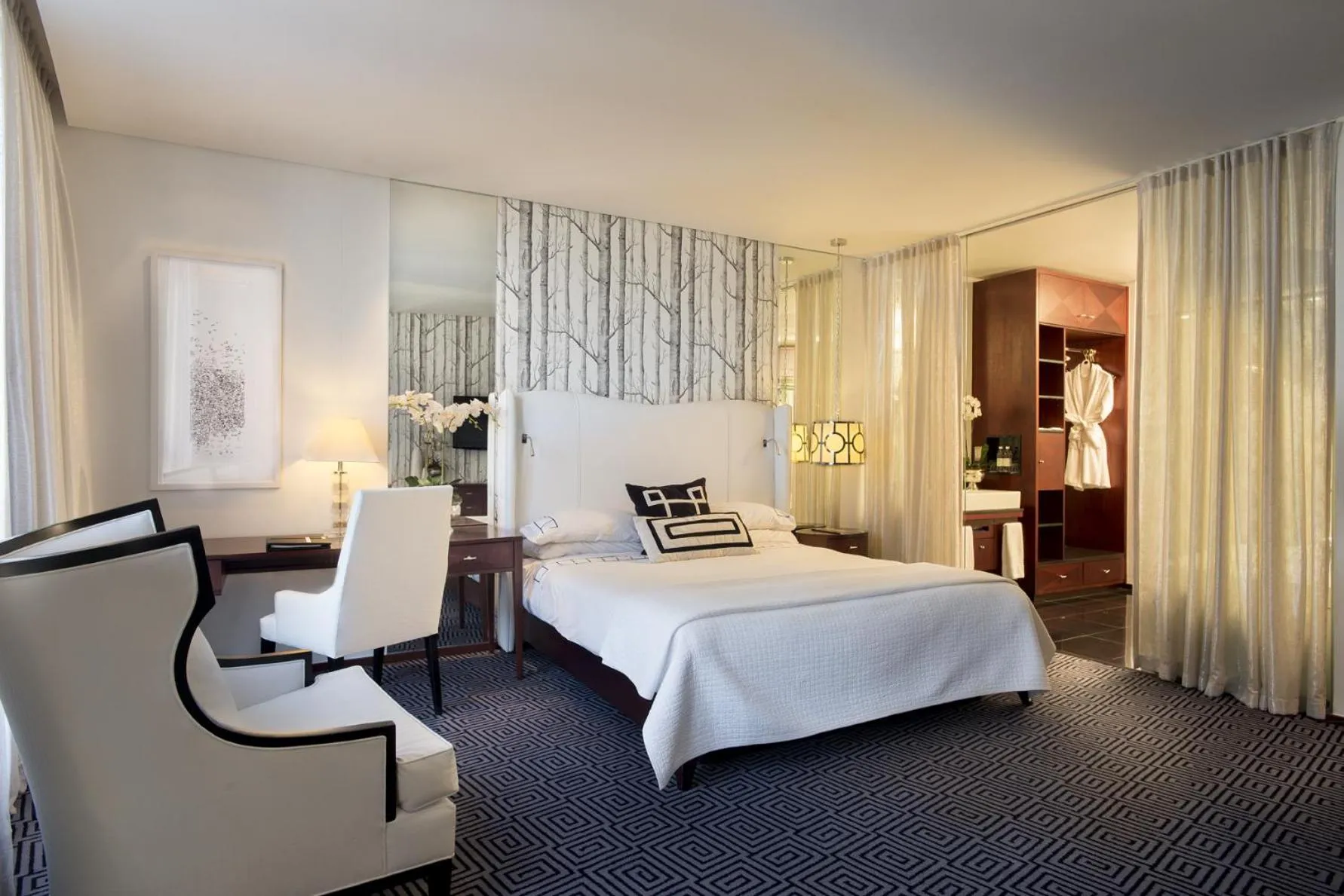 Photo of the whole room, Bed in DAVINCI Hotel on Nelson Mandela Square