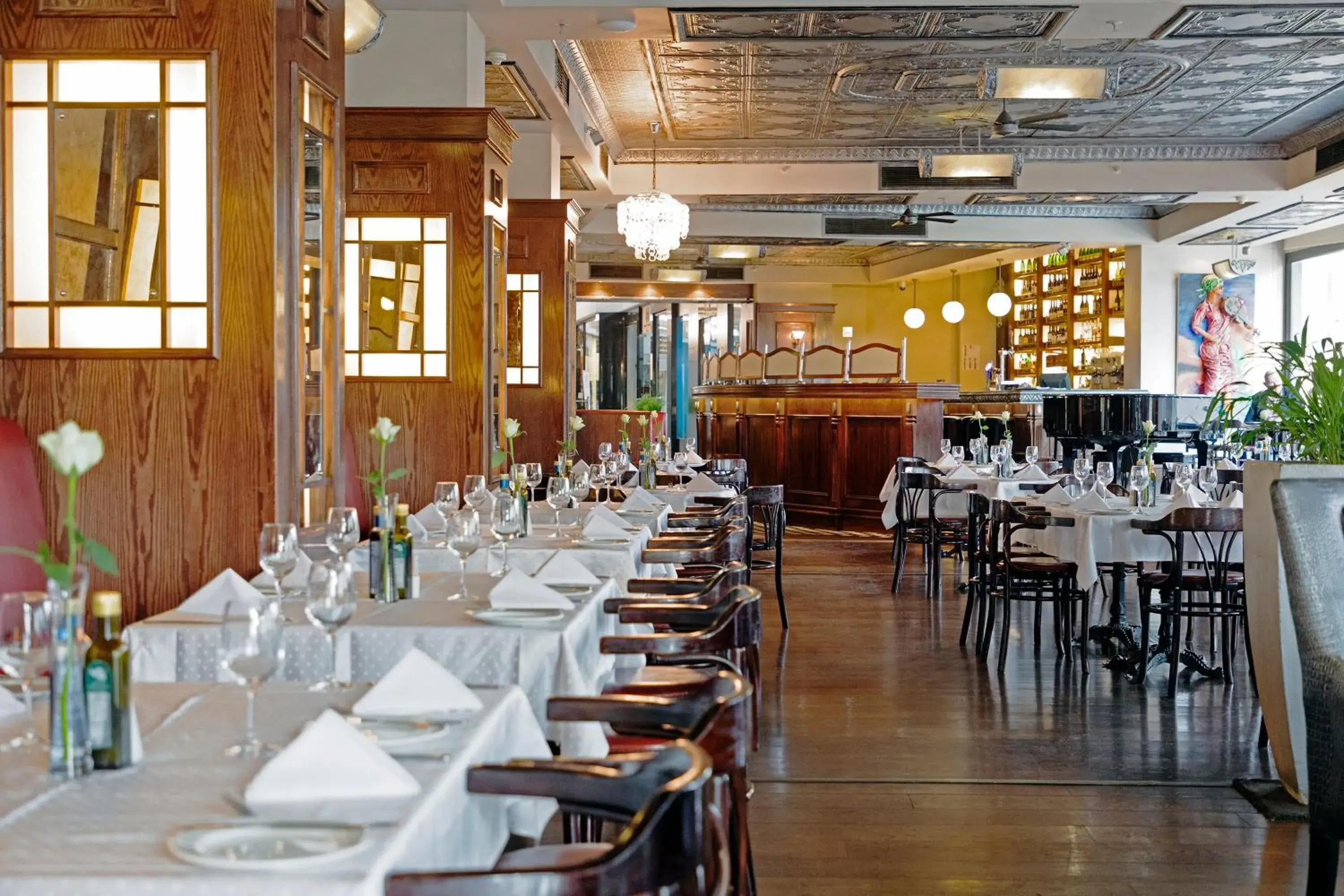 Restaurant/places to eat in DAVINCI Hotel on Nelson Mandela Square Restaurant/places to eat in DAVINCI Hotel on Nelson Mandela Square