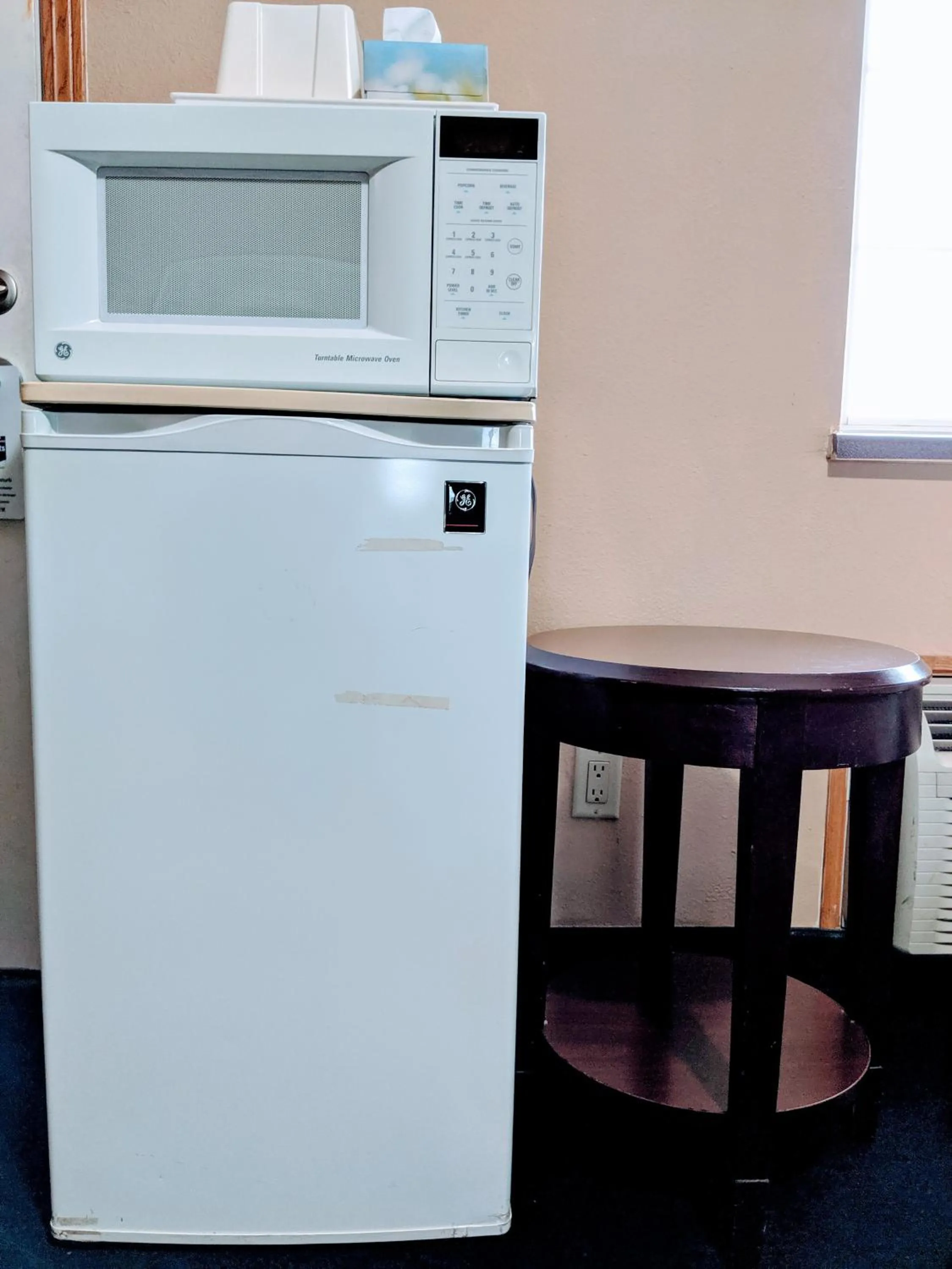 Kitchen or kitchenette in Knights Inn - Thomson, IL