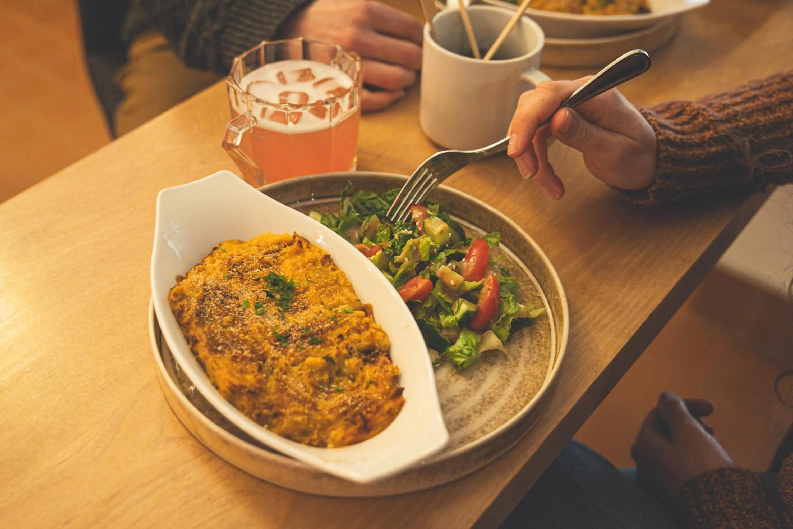 Restaurant/places to eat in Auberge de Jeunesse des Balcons