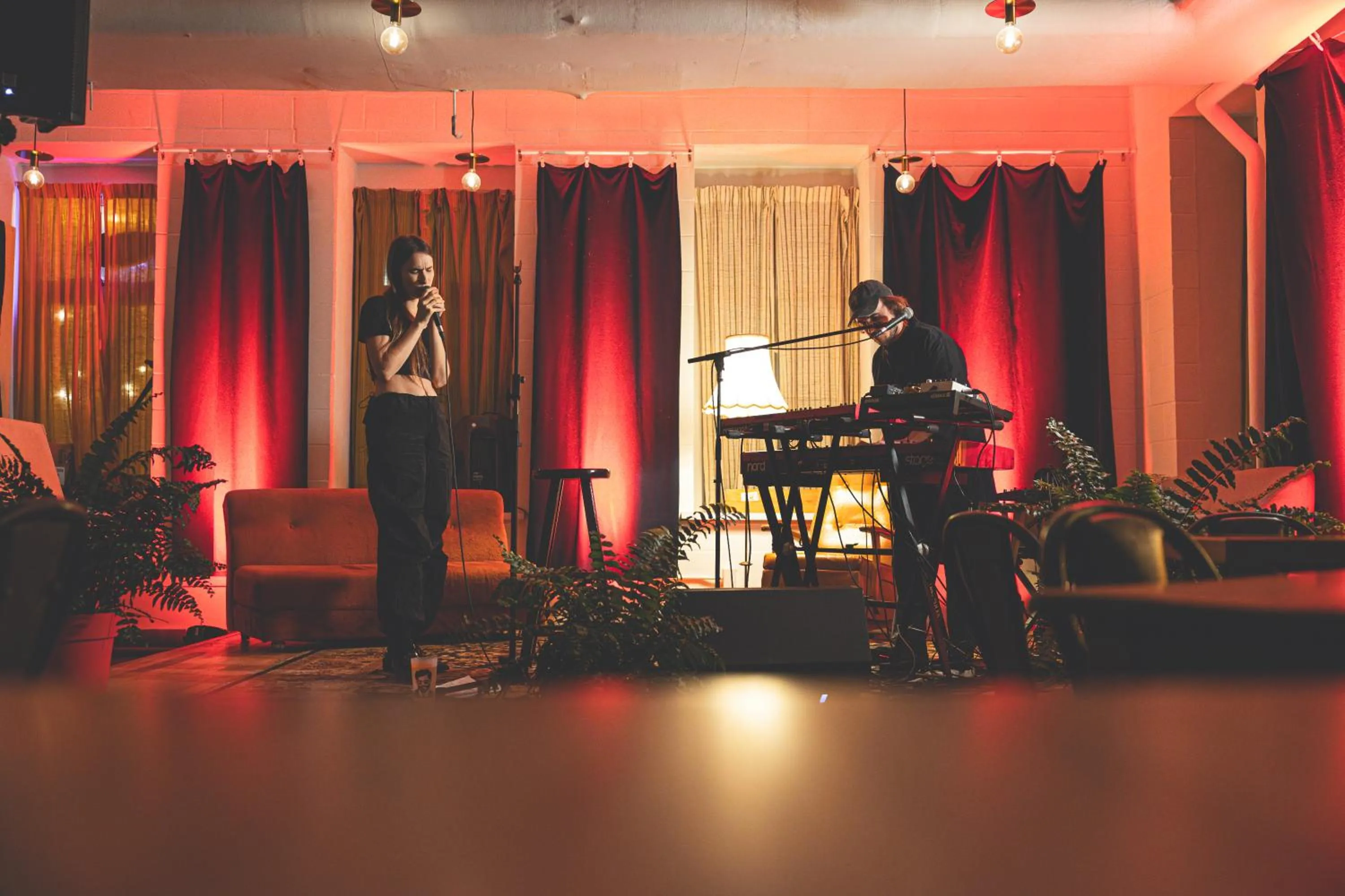 Restaurant/places to eat in Auberge de Jeunesse des Balcons