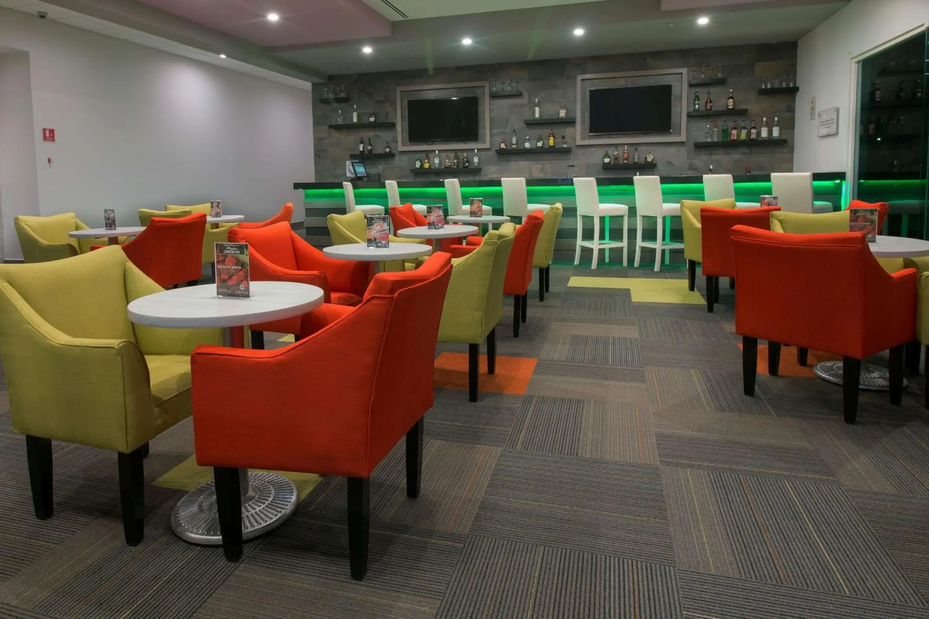 Lobby or reception in CHN Hotel Monterrey Aeropuerto, Trademark by Wyndham Lobby or reception in CHN Hotel Monterrey Aeropuerto, Trademark by Wyndham