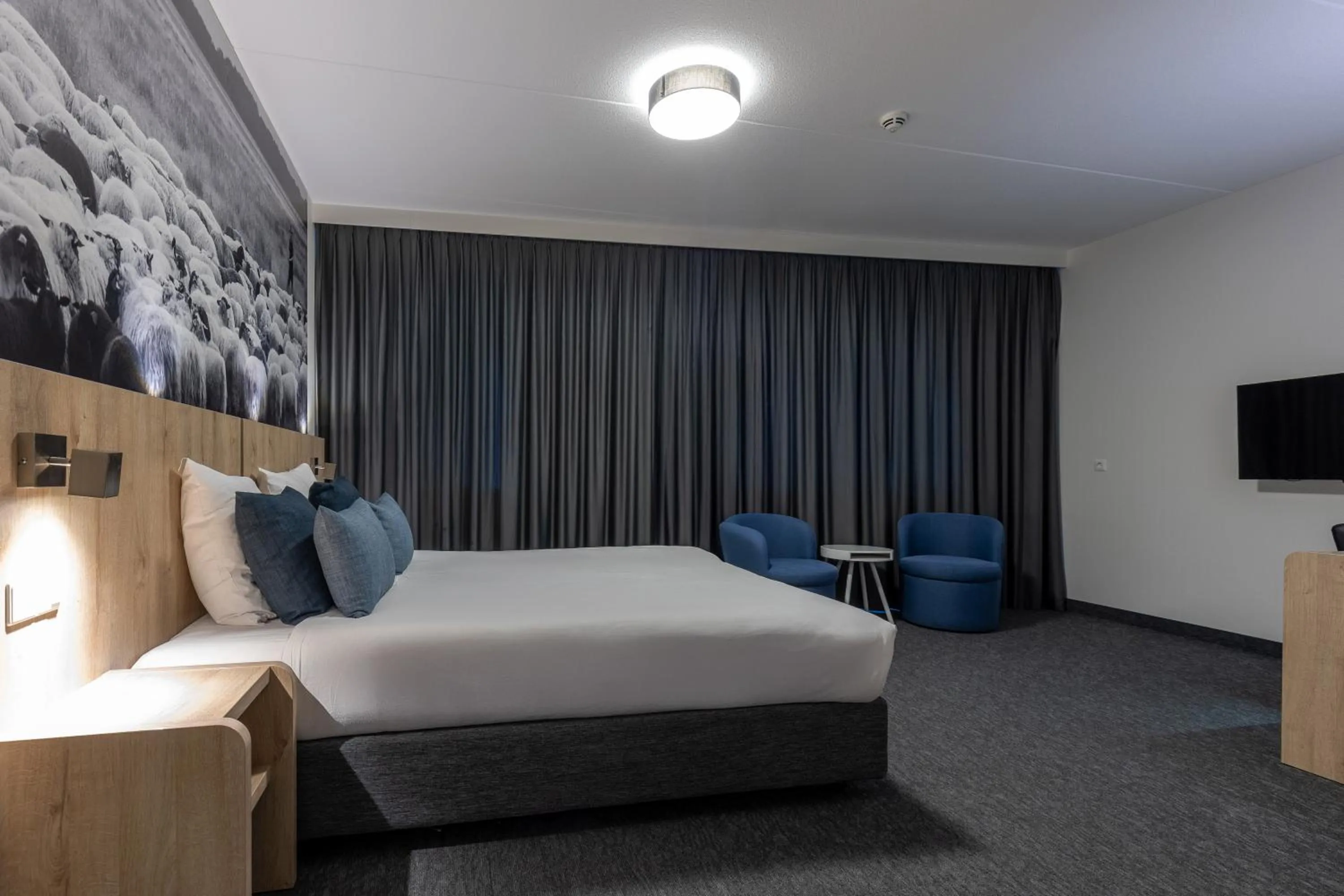 Photo of the whole room, Bed in Hotel De Bonte Wever Assen