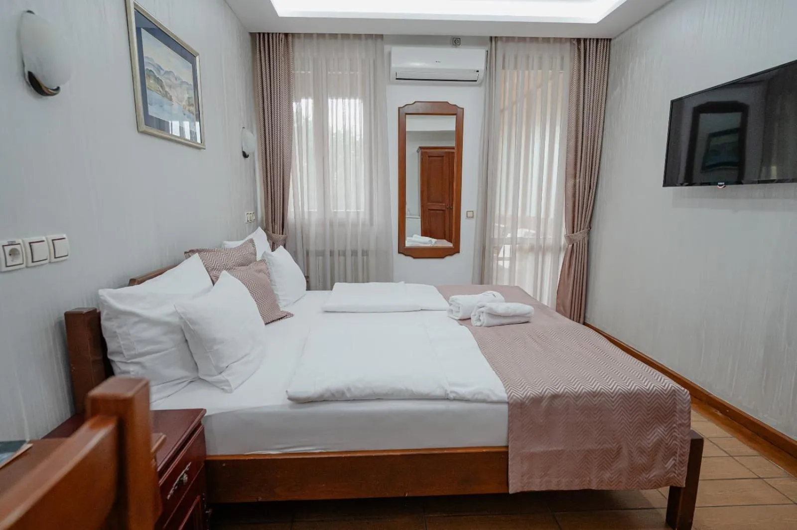 Bedroom, Bed in Hotel Zlatiborska Noc