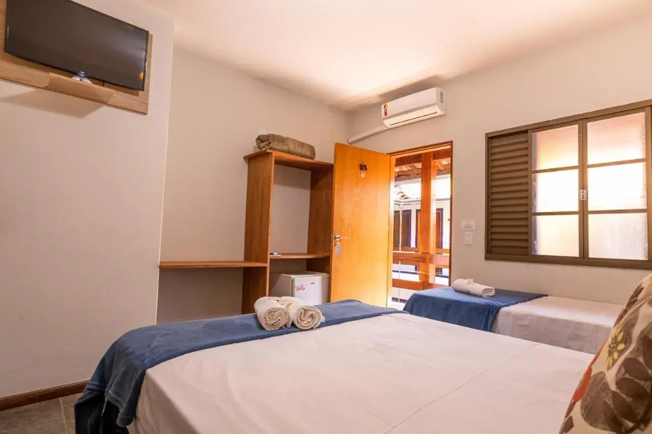 Standard Triple Room in Pousada Caminho das Aguas Standard Triple Room in Pousada Caminho das Aguas