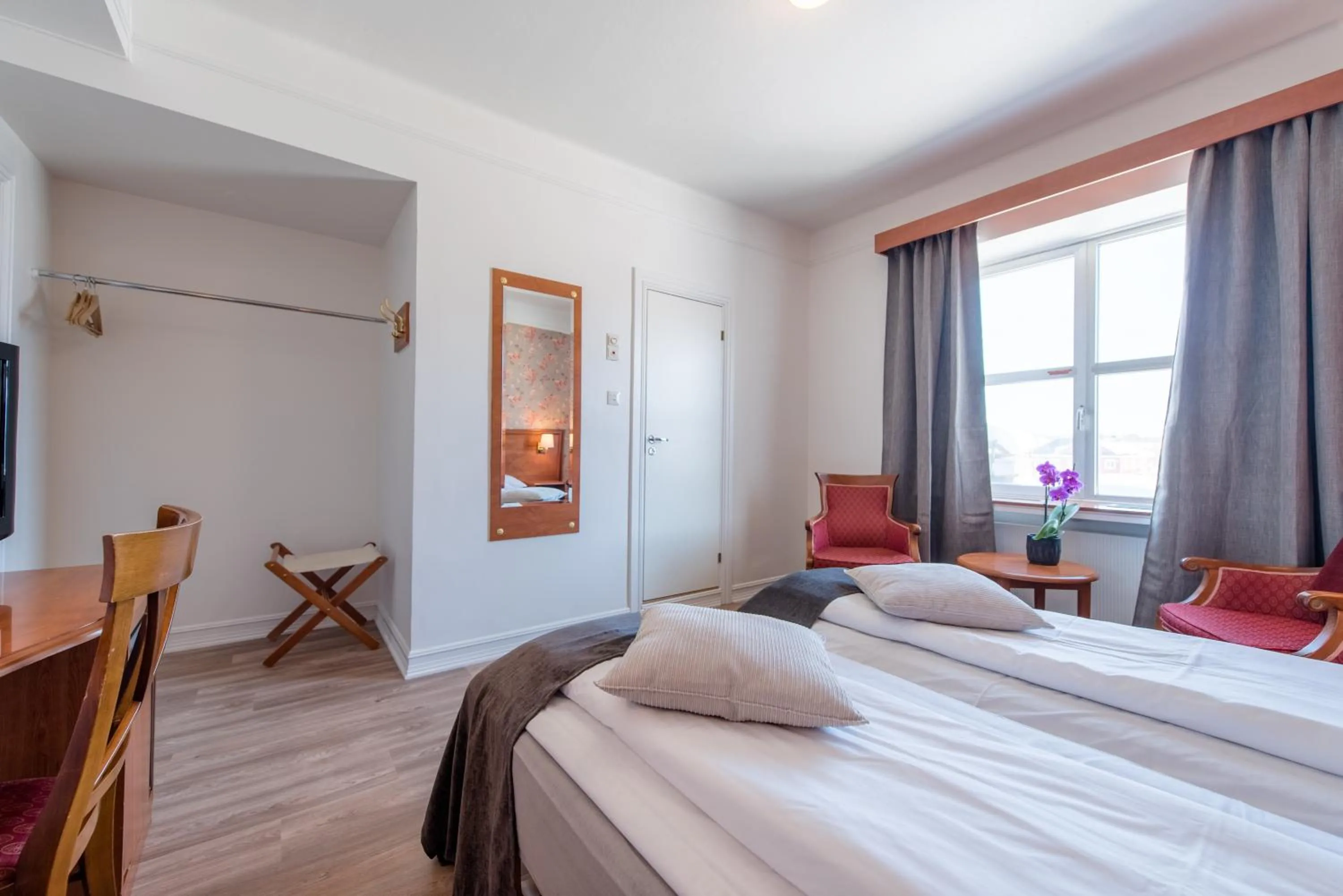 Bed in Oppdal Turisthotell