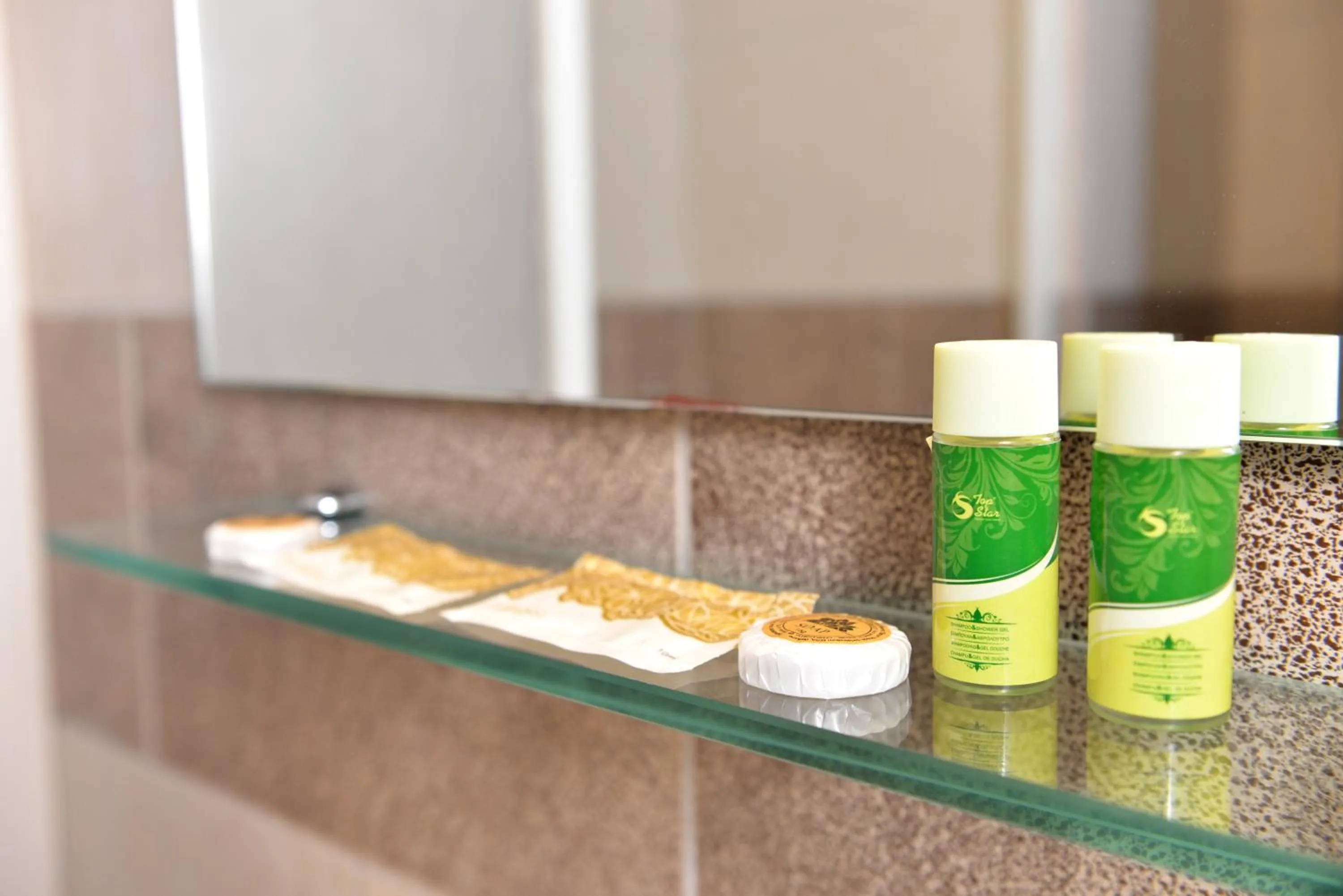 Bathroom in Kyridis Hotel