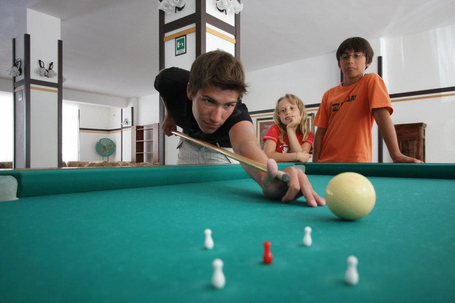 Billiard in Hotel Mediterraneo