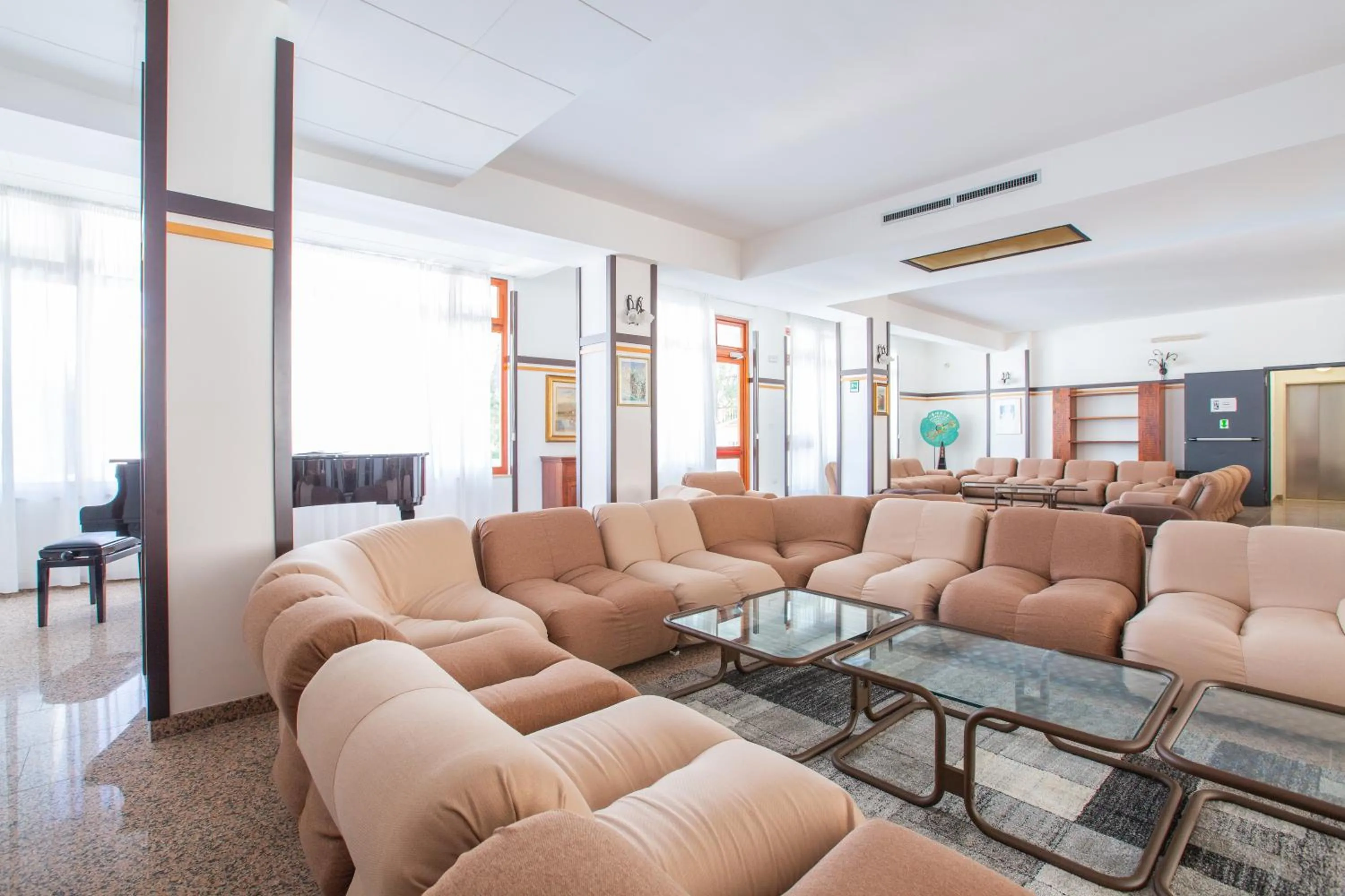 Lobby or reception in Hotel Mediterraneo