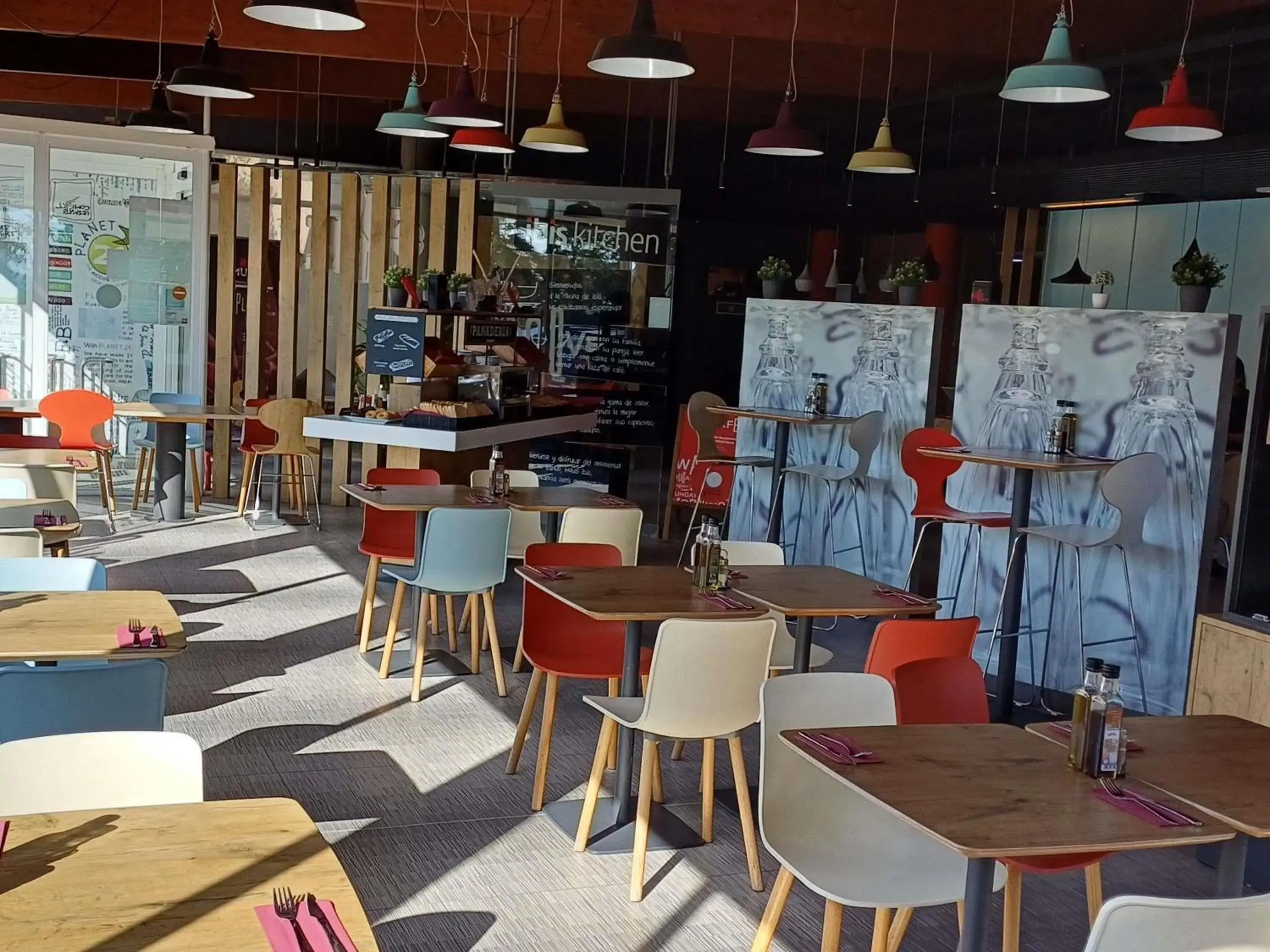 Restaurant/places to eat in Ibis Hotel Alicante Restaurant/places to eat in Ibis Hotel Alicante