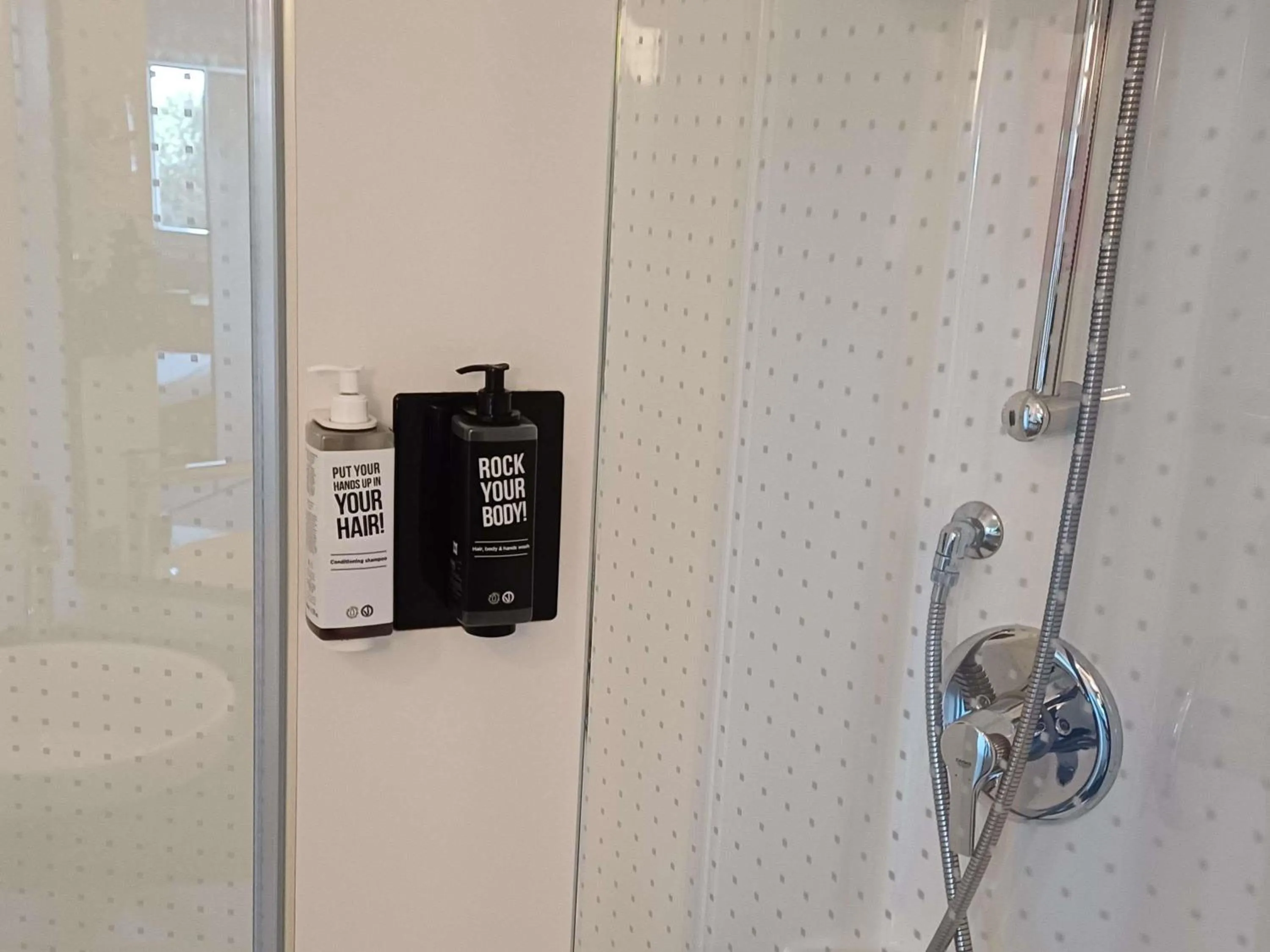 Bedroom in Ibis Hotel Alicante