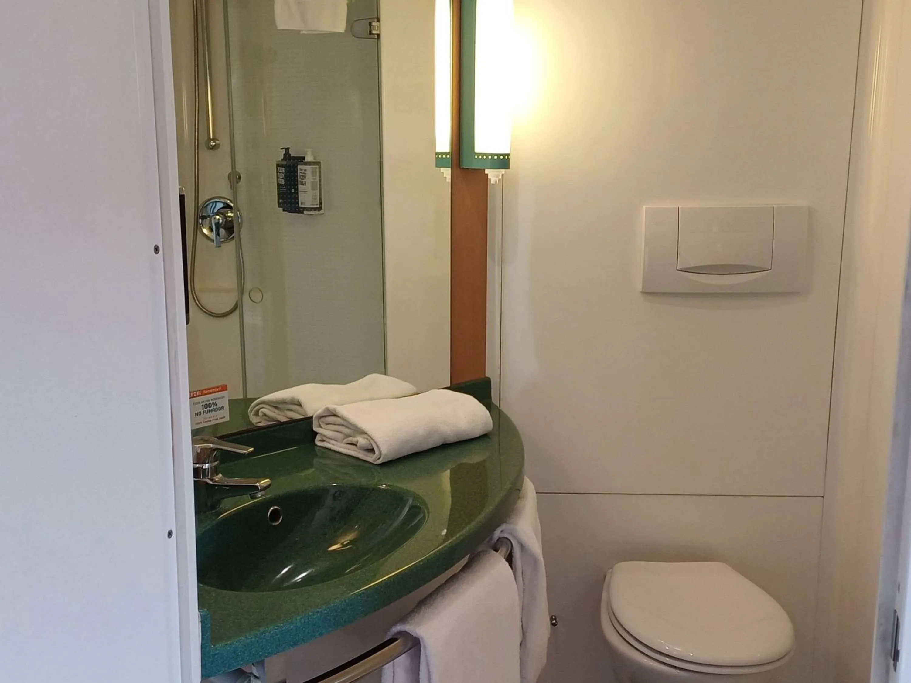 Family Room in Ibis Hotel Alicante