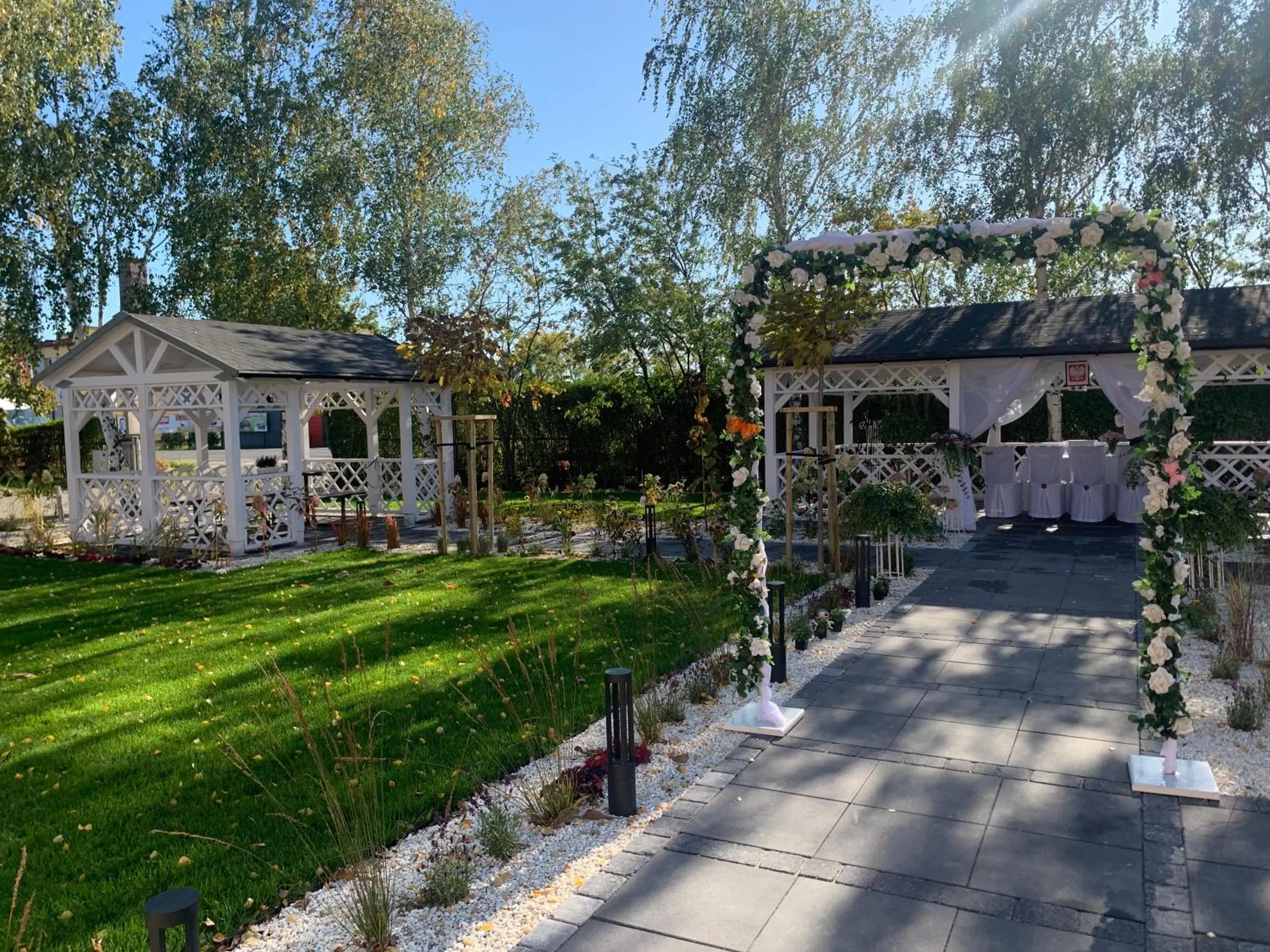 Spring in Magnolia Hotel&Restauracja