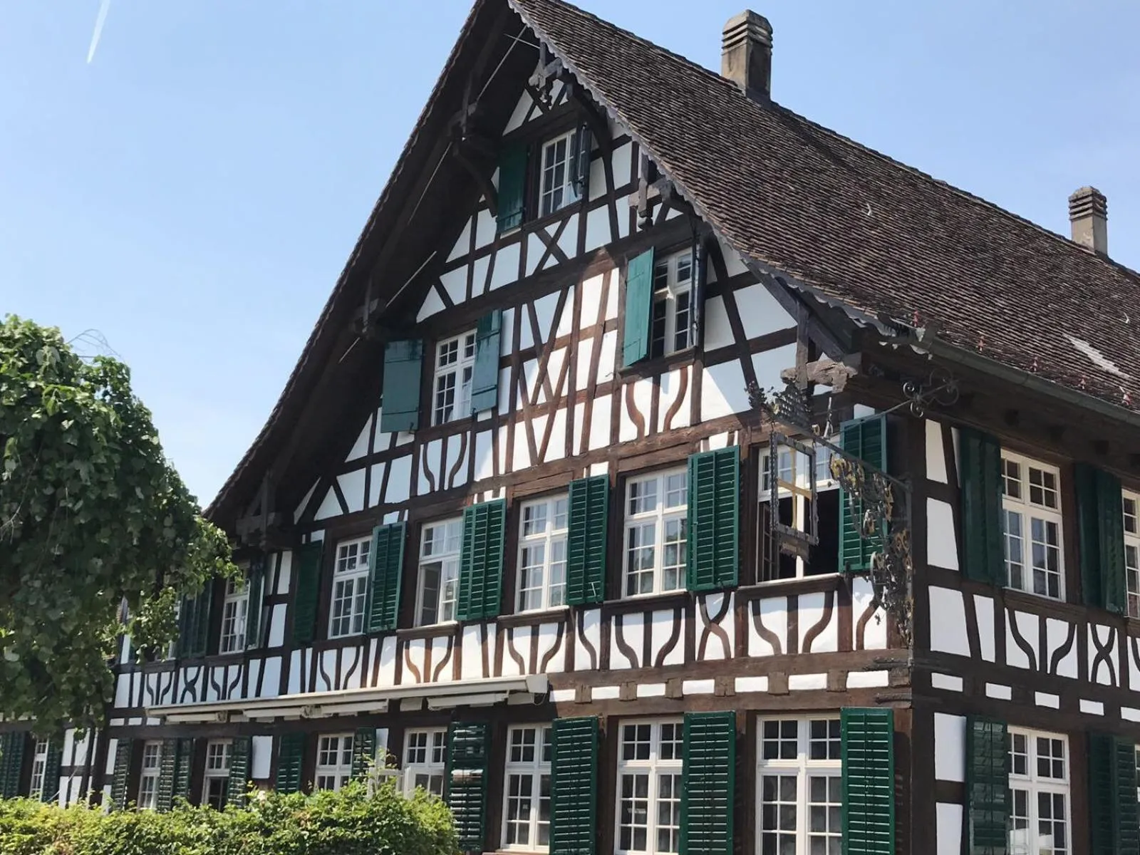 Property building in Gasthaus zum Goldenen Kreuz