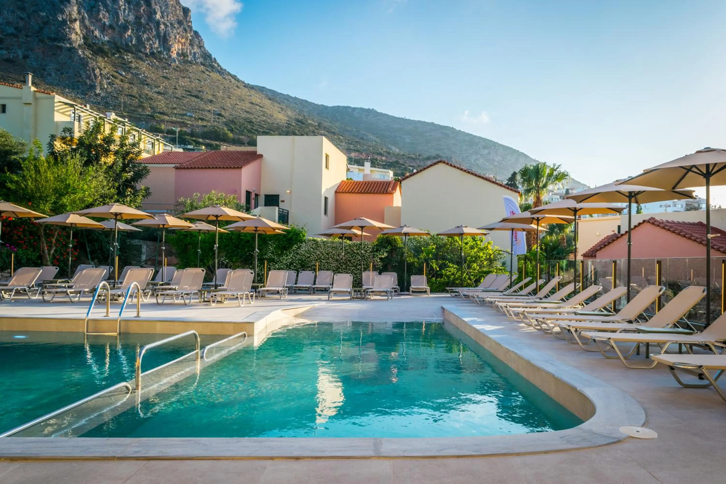 Swimming pool in Dream Village