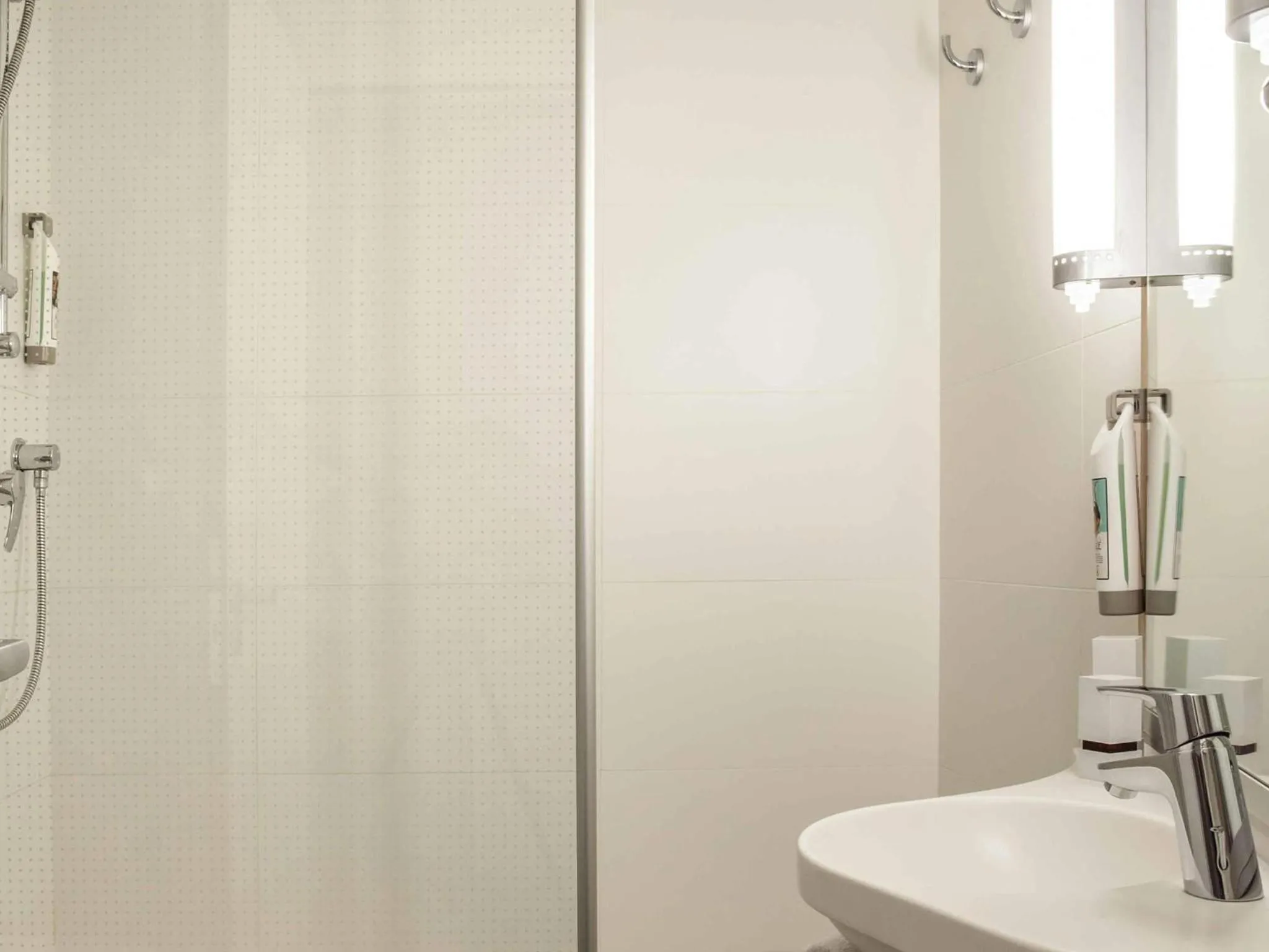 Bedroom in Ibis Cornella