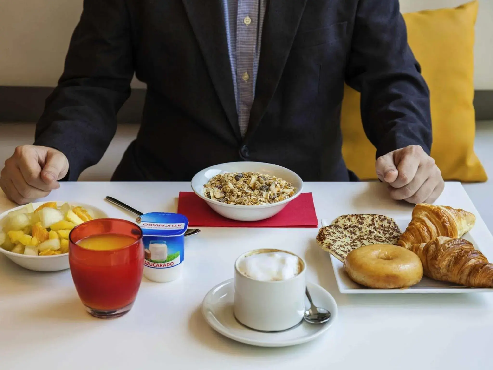 Breakfast in Ibis Cornella Breakfast in Ibis Cornella