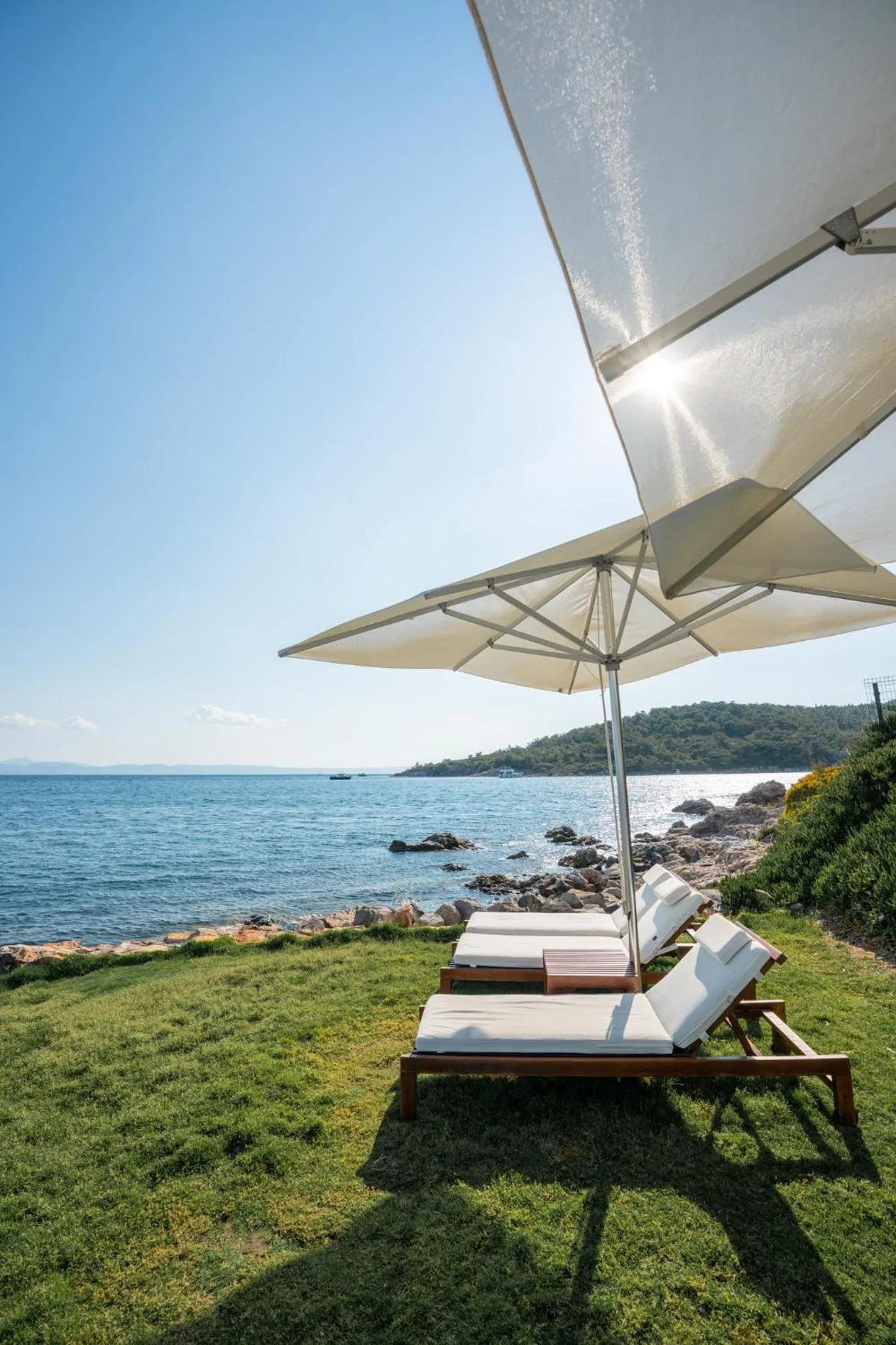 Beach in Ortunc Hotel - Cunda Island (Adult Only)