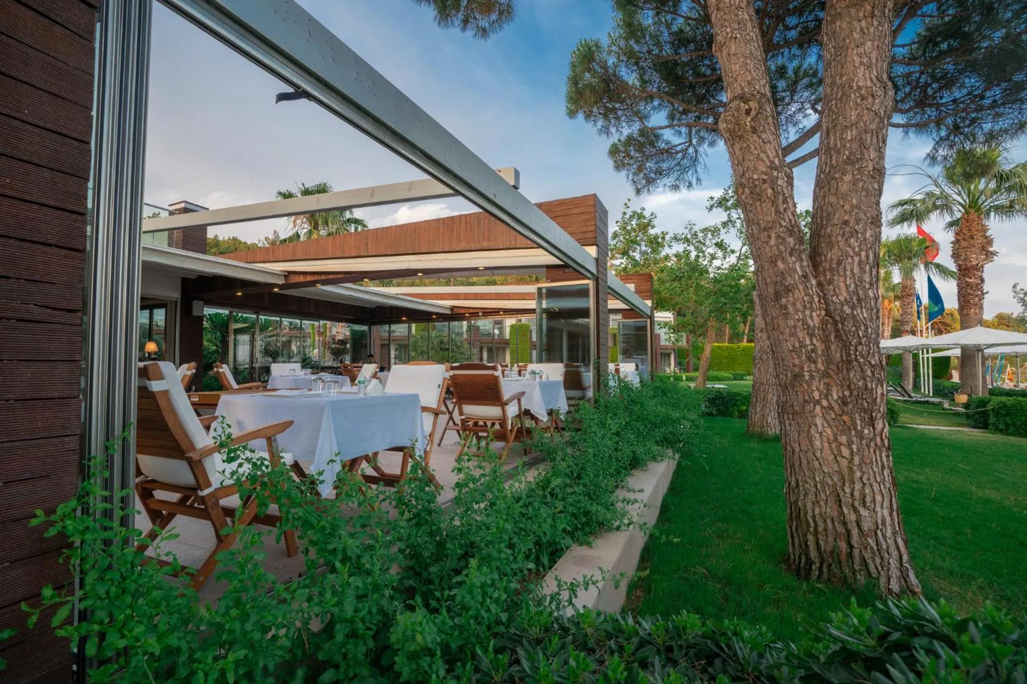 Restaurant/places to eat in Ortunc Hotel - Cunda Island (Adult Only)