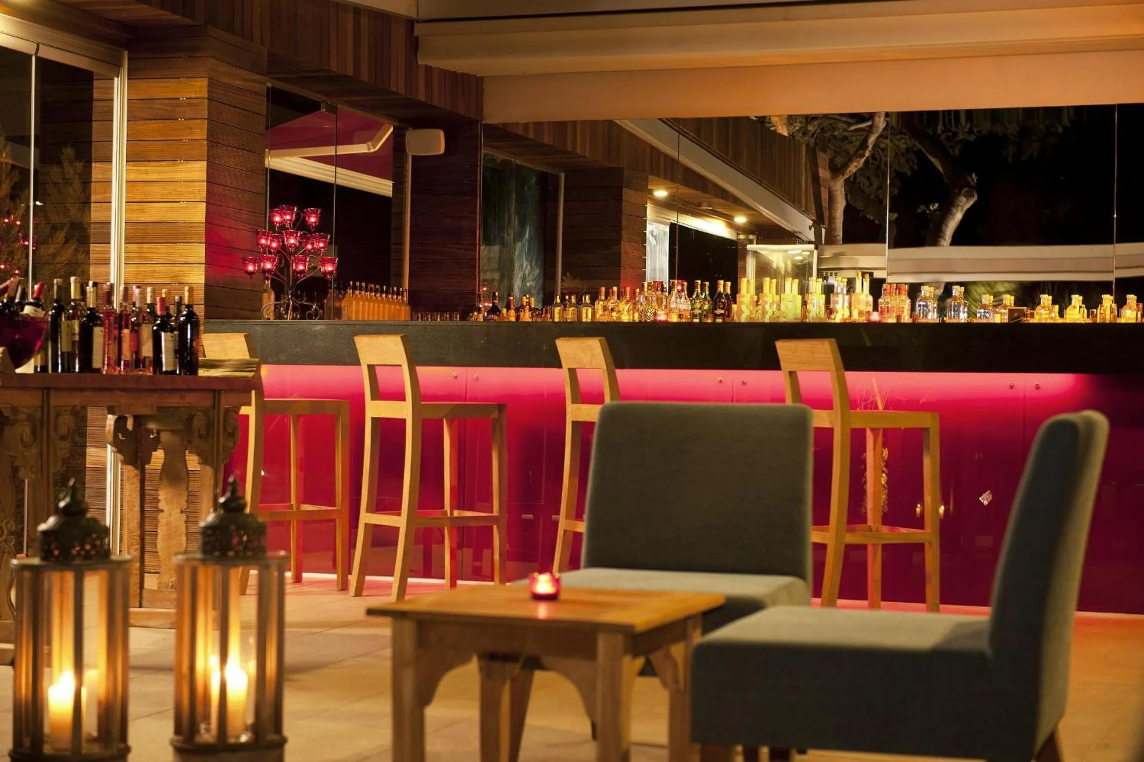 Lounge or bar in Ortunc Hotel - Cunda Island (Adult Only)