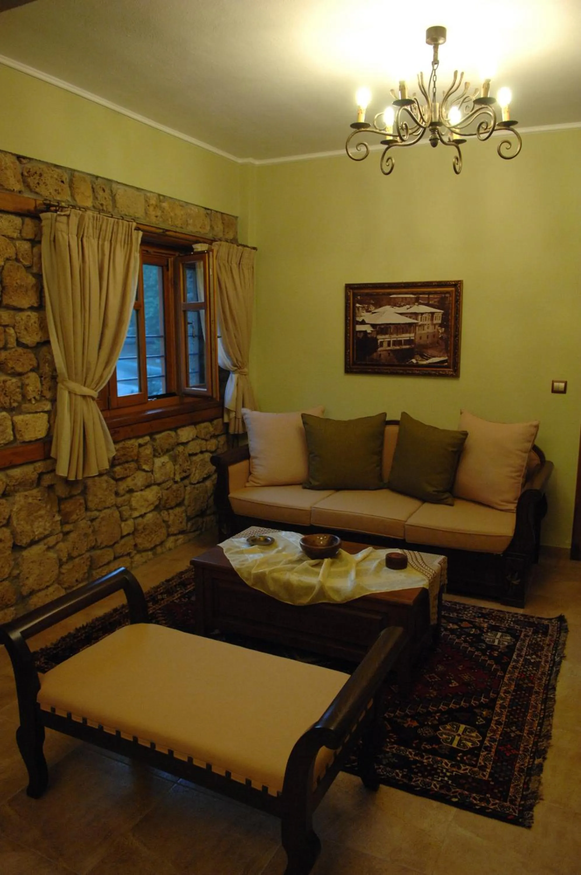 Living room in Roes Suites