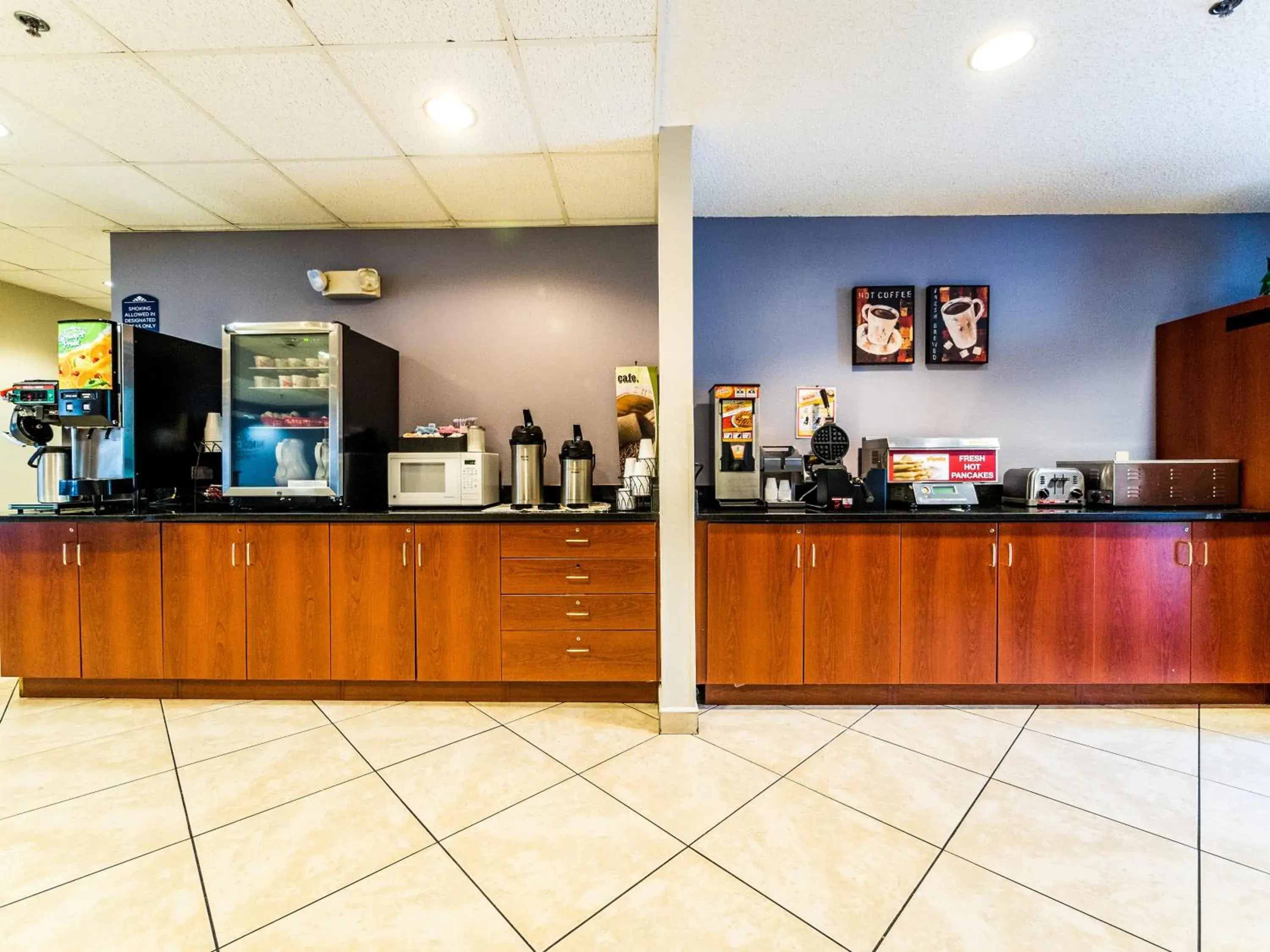 Restaurant/places to eat in Microtel Inn & Suites by Wyndham Palm Coast I-95 Restaurant/places to eat in Microtel Inn & Suites by Wyndham Palm Coast I-95