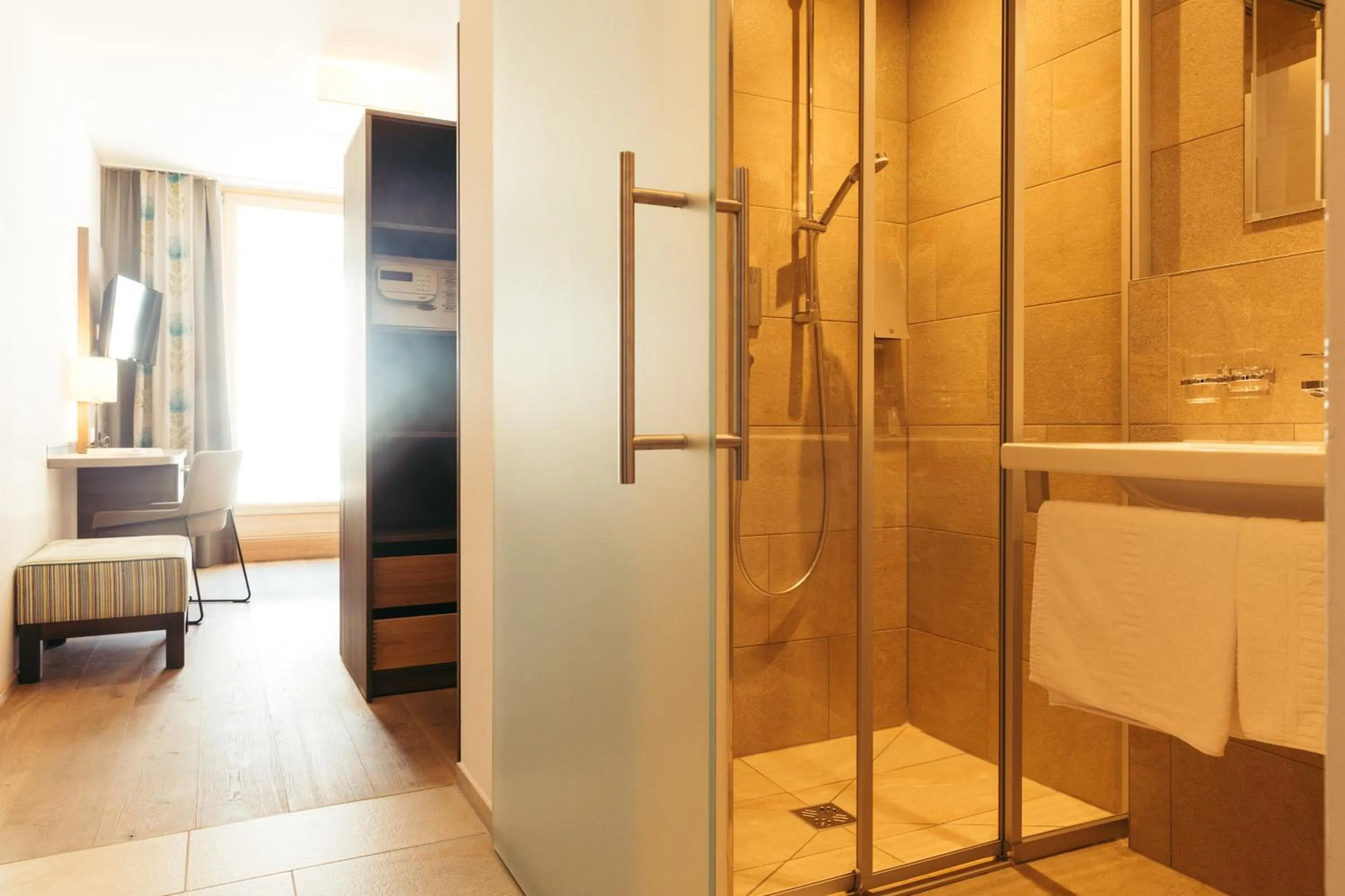 Shower in Hotel Nassereinerhof