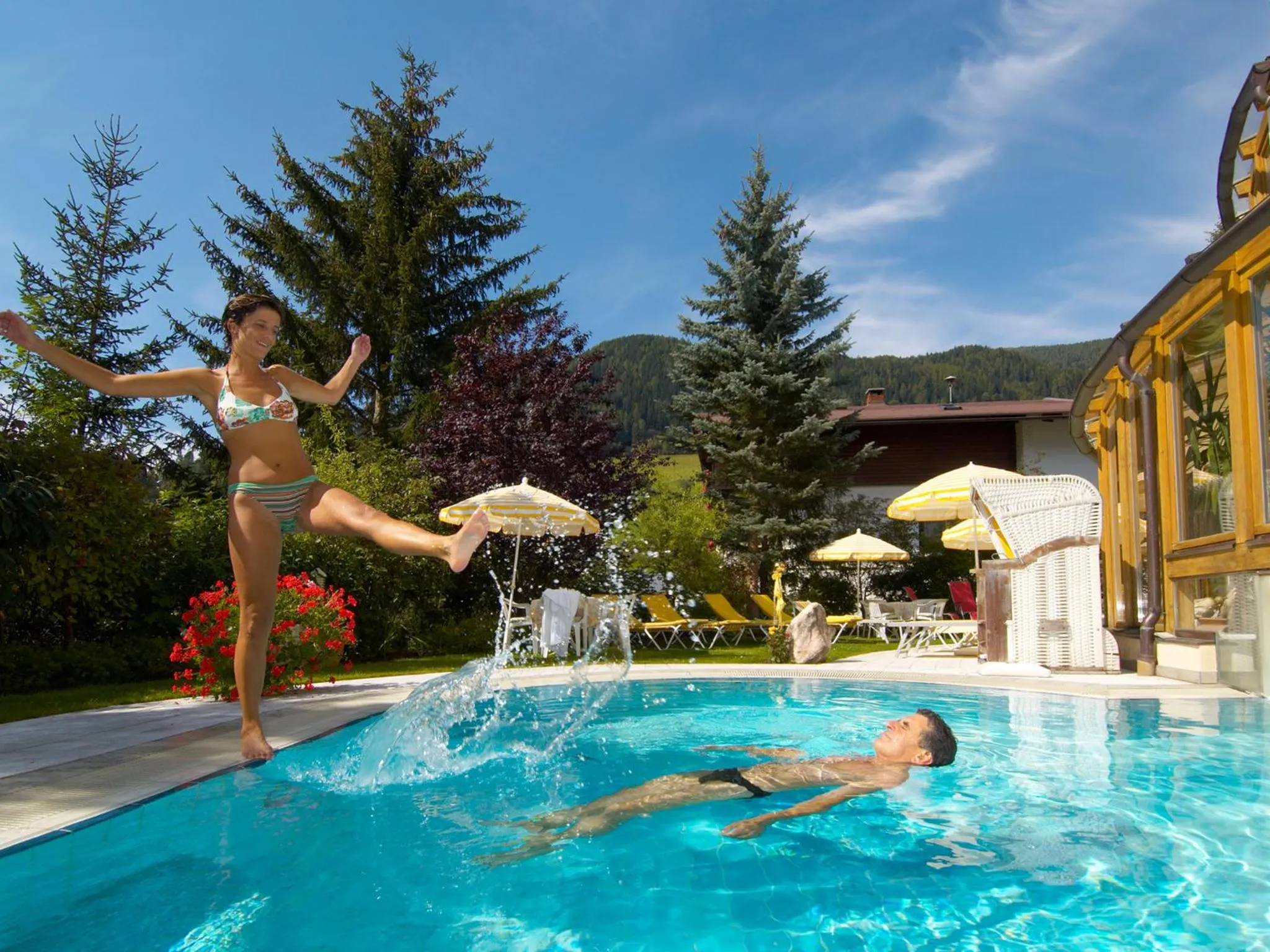 Swimming pool in Wohlfühl & Genusshotel Felsenhof