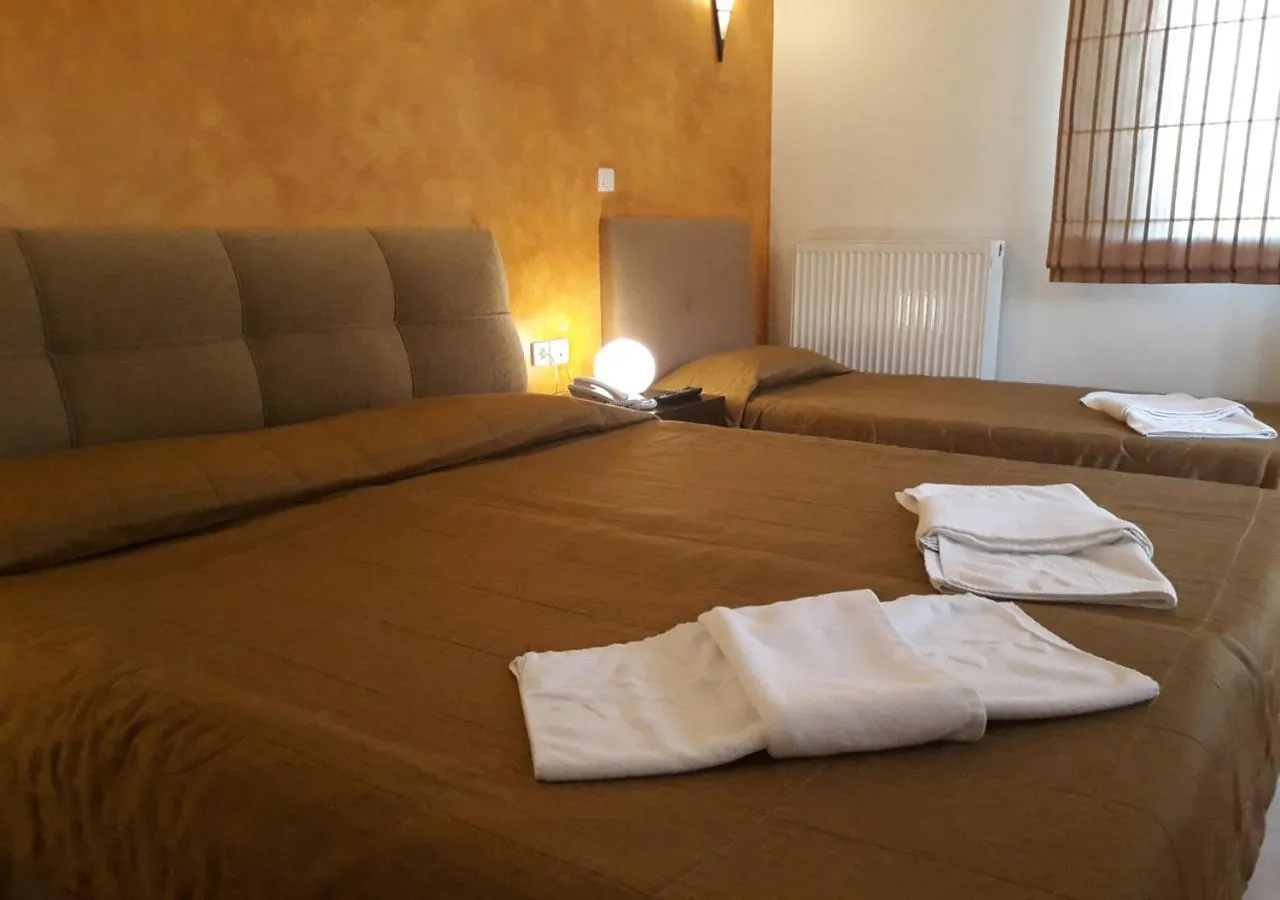 Photo of the whole room, Bed in Ahilion Hotel