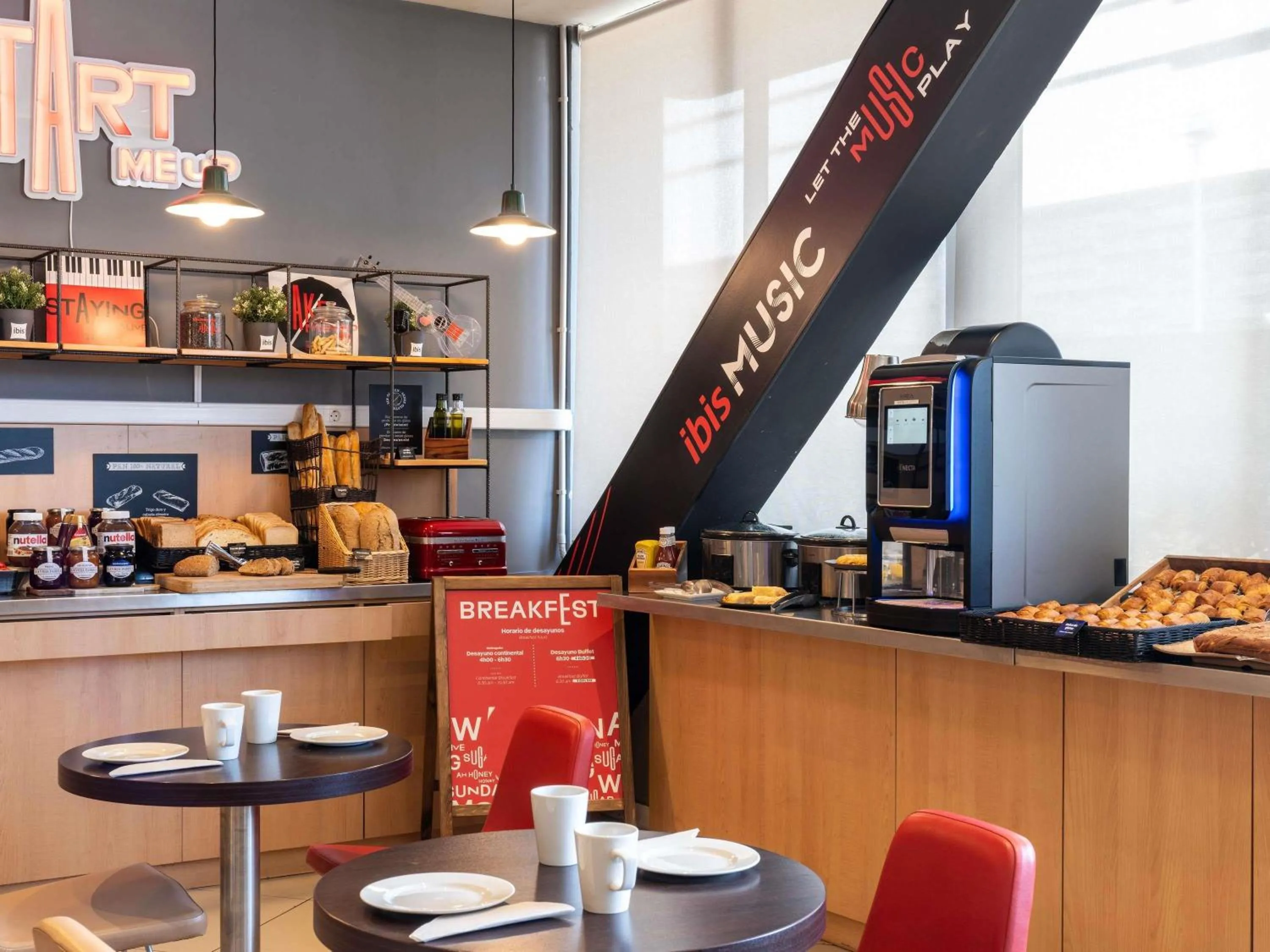 Breakfast in Ibis Barcelona Meridiana