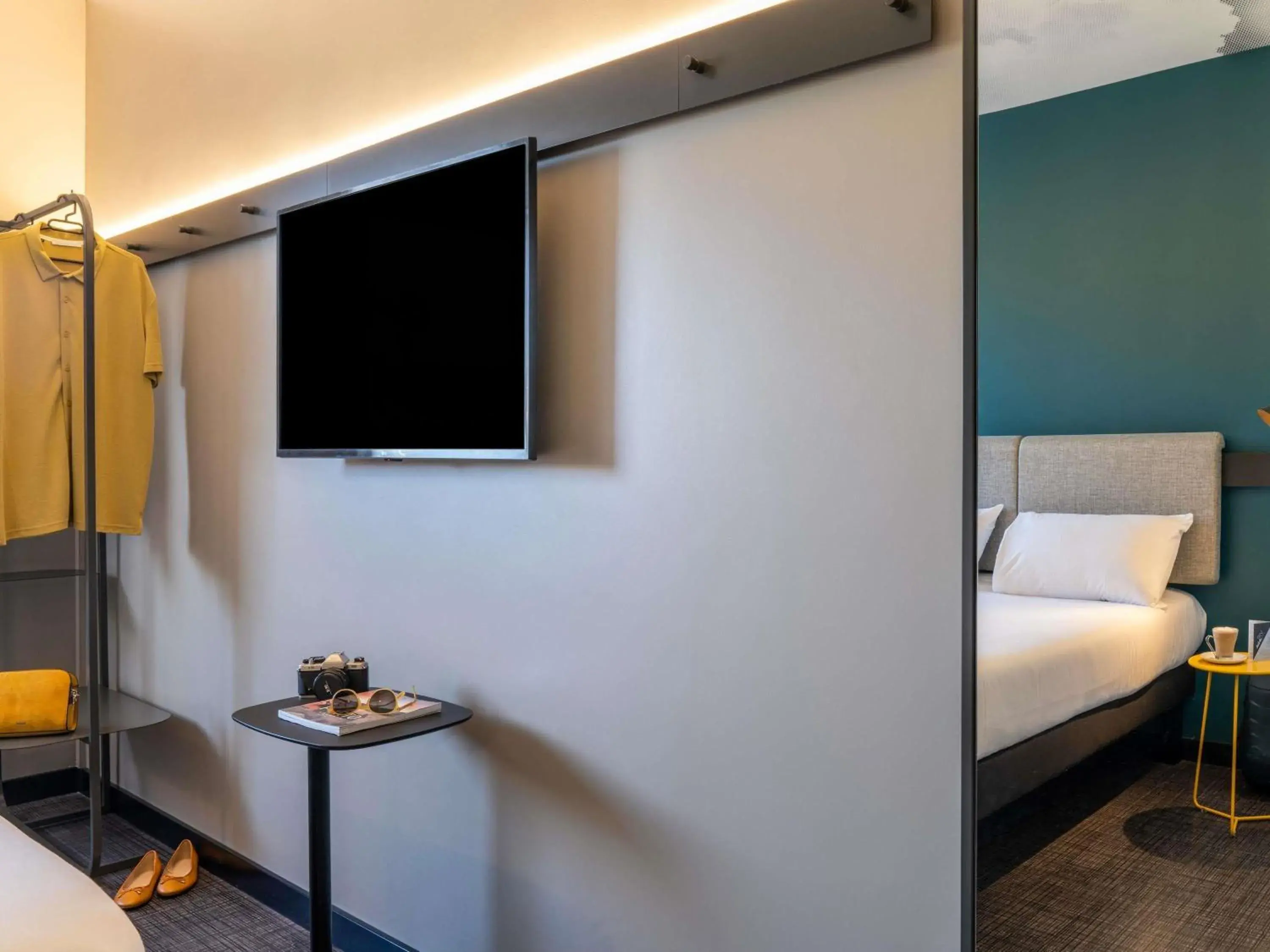 Bedroom, Bed in Ibis Barcelona Aeropuerto Viladecans Bedroom, Bed in Ibis Barcelona Aeropuerto Viladecans