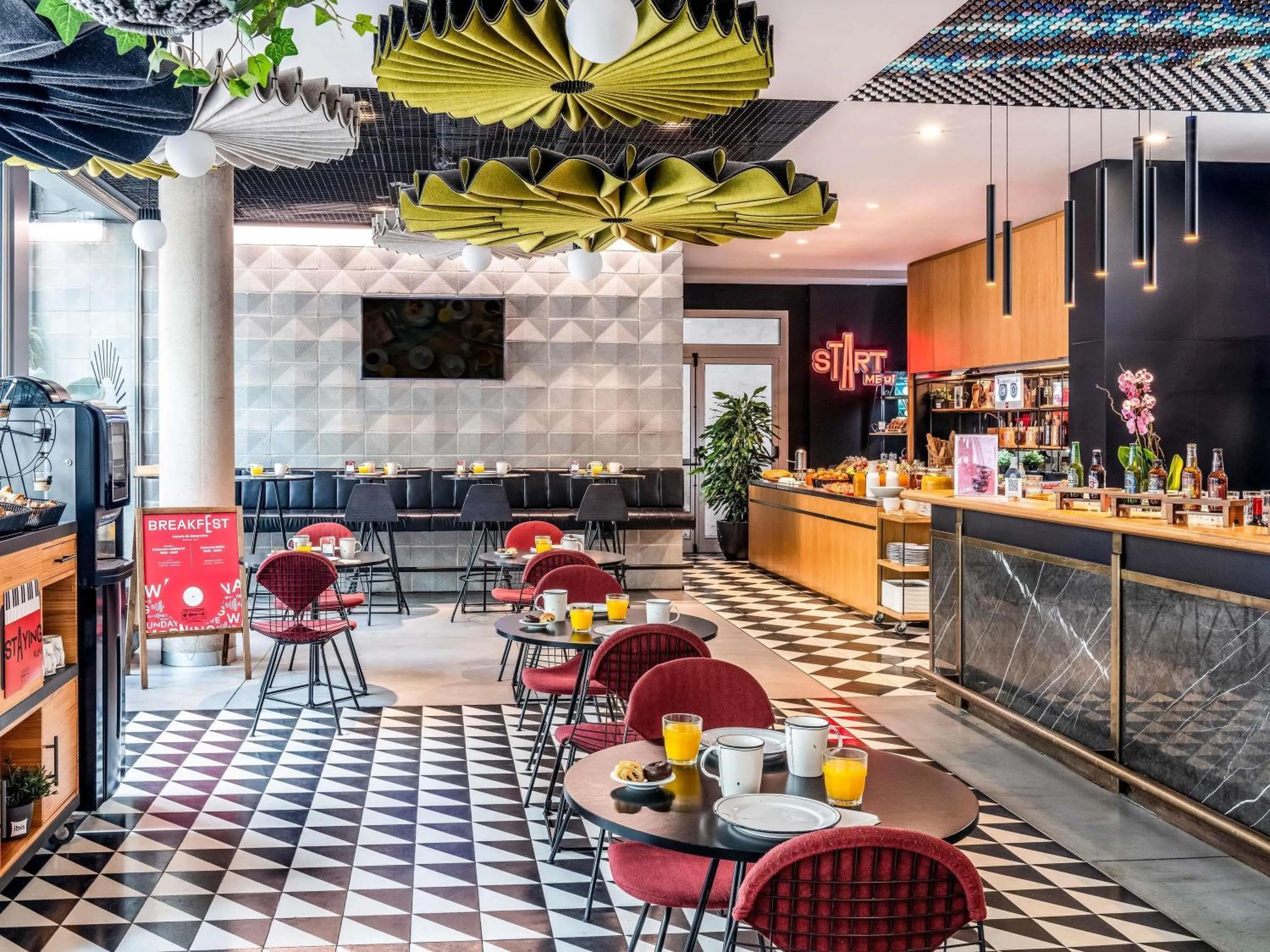 Breakfast in Ibis Barcelona Plaza Glòries 22@