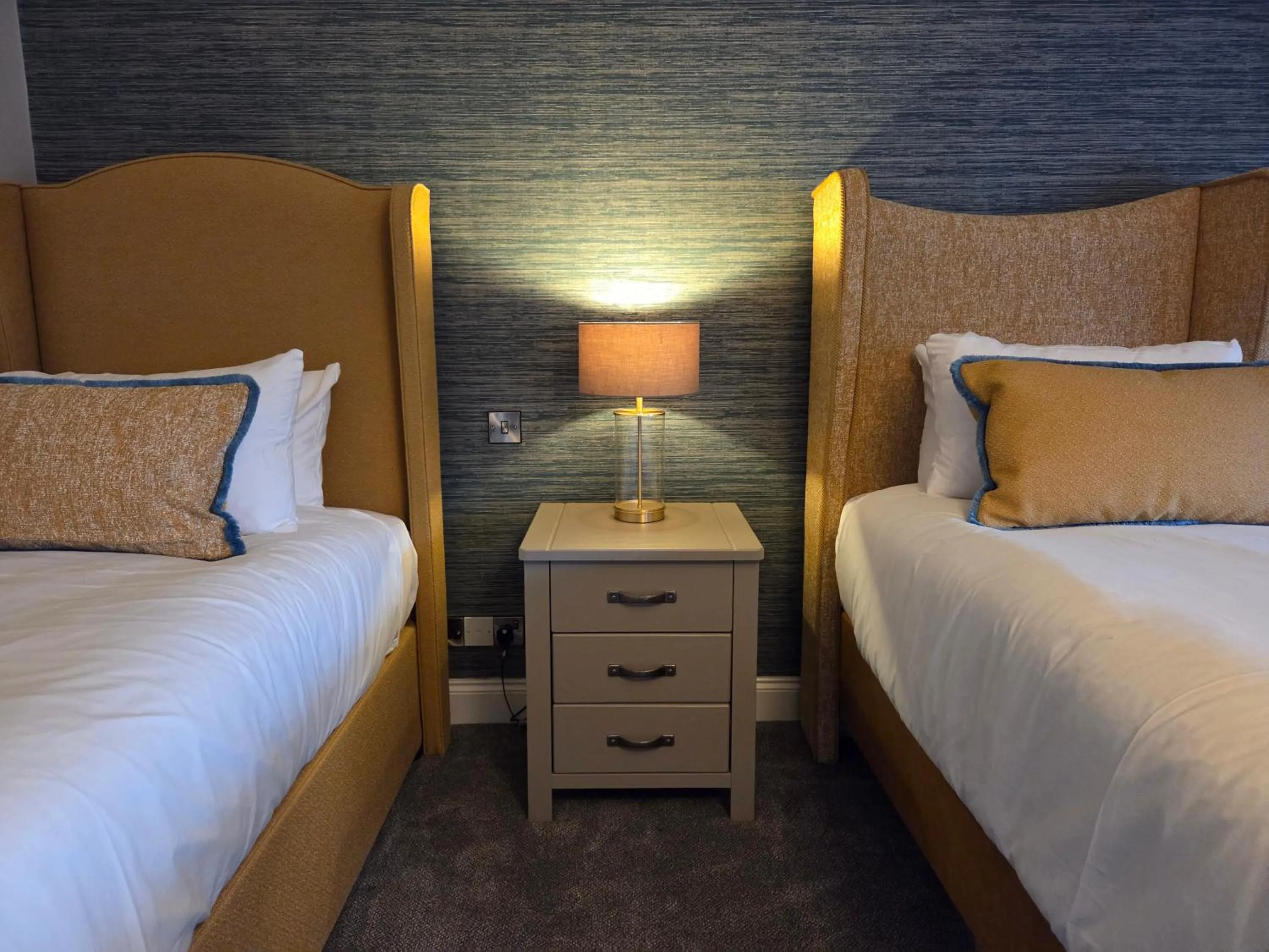 Bed in The Tontine Hotel