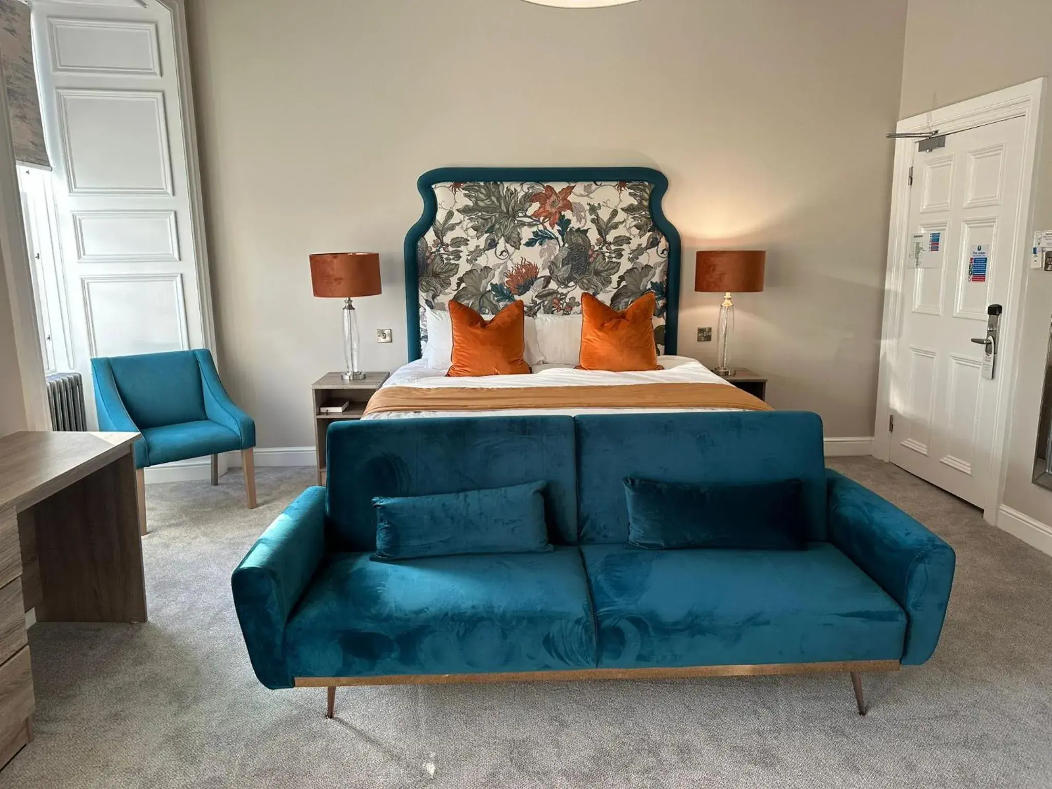 King Room - single occupancy in The Tontine Hotel King Room - single occupancy in The Tontine Hotel