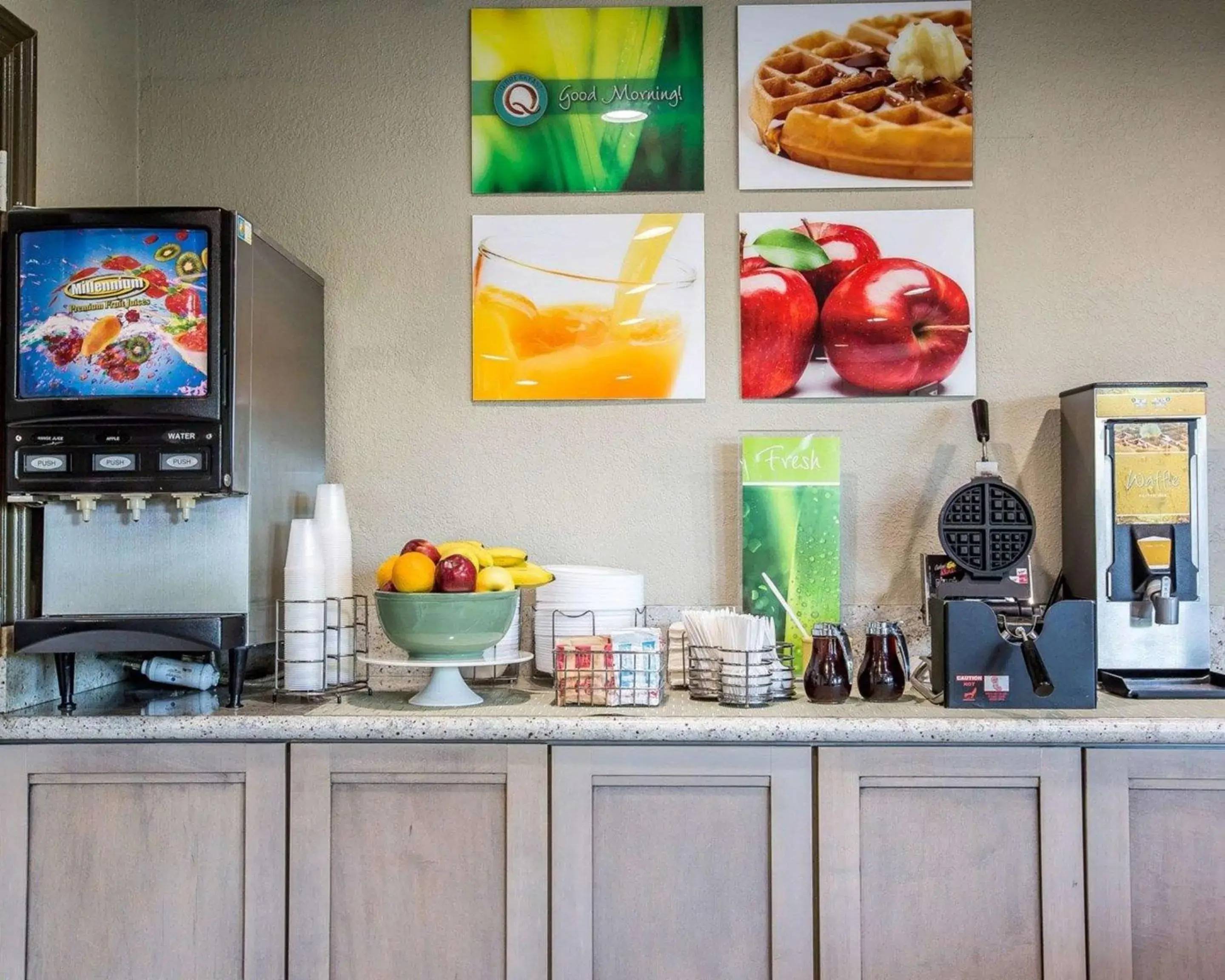 Breakfast in Quality Inn Ontario Airport Convention Center Breakfast in Quality Inn Ontario Airport Convention Center