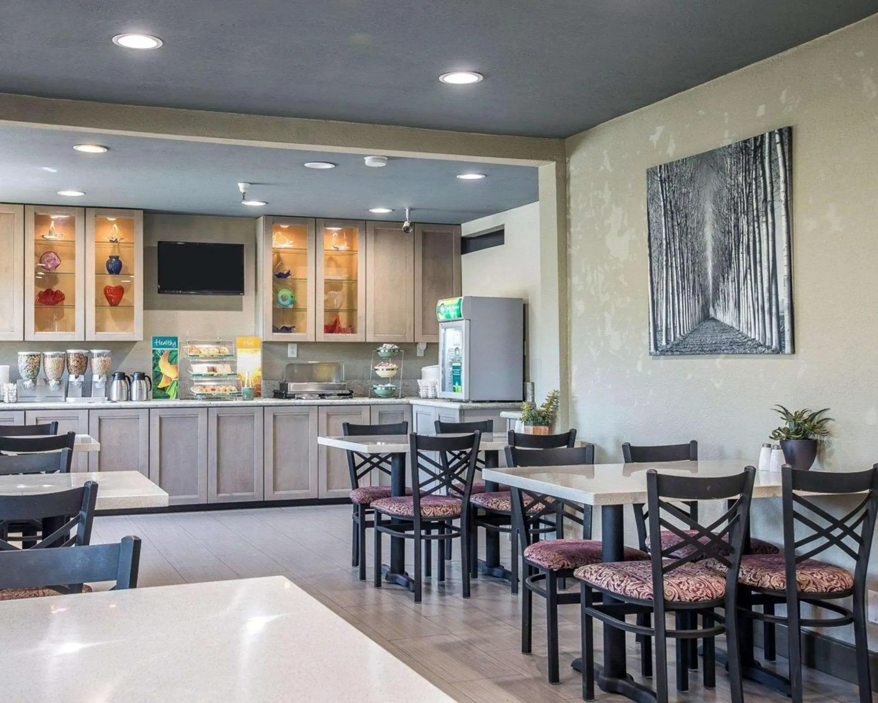 Breakfast in Quality Inn Ontario Airport Convention Center Breakfast in Quality Inn Ontario Airport Convention Center