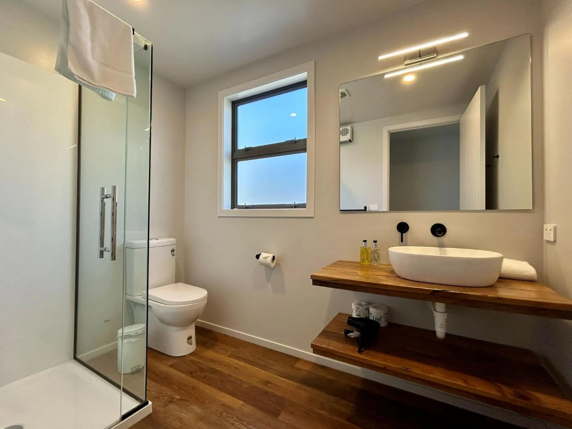 Bathroom in Bivouac Stars A