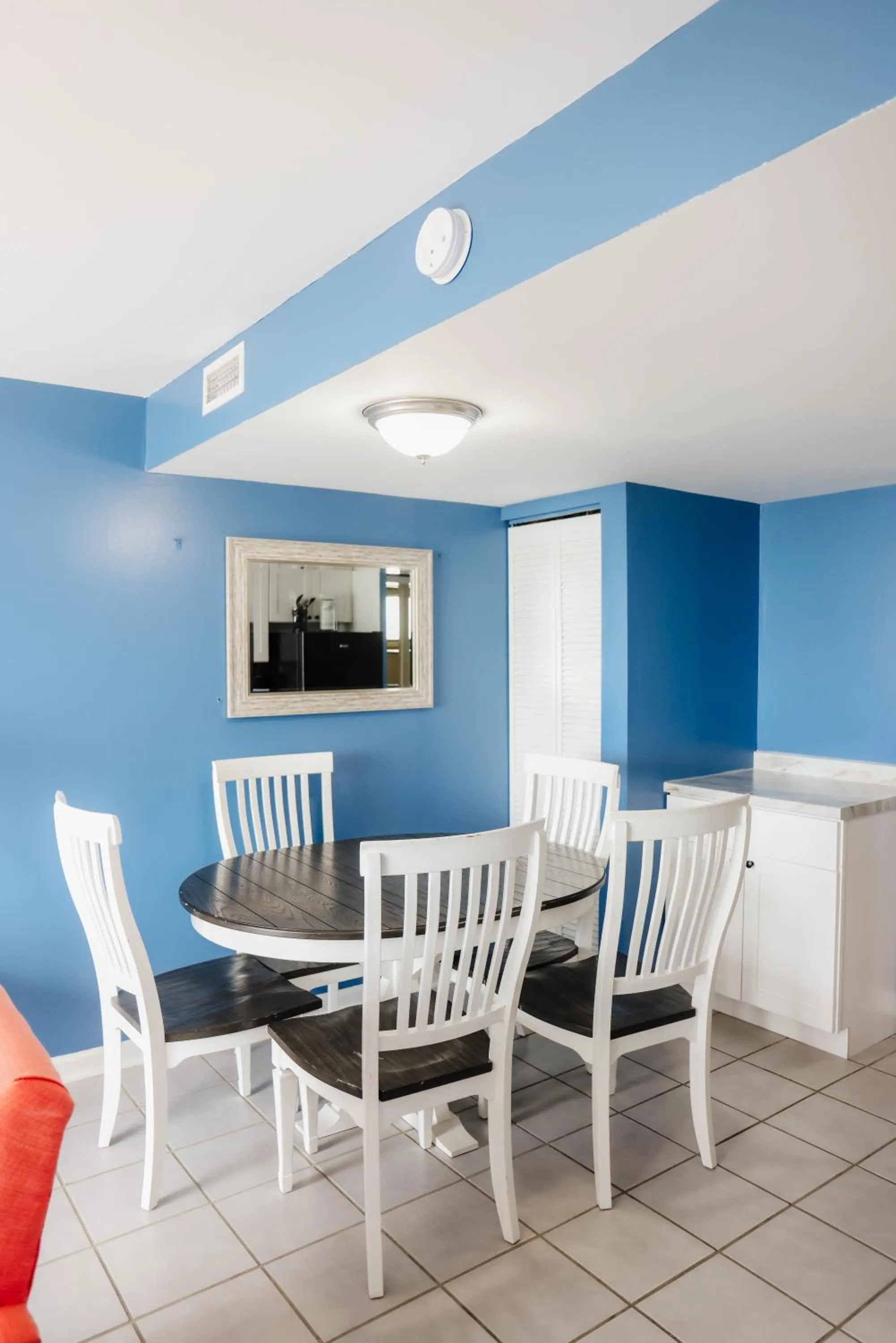 Dining area in Ocean Club Resort Myrtle Beach a Ramada by Wyndham