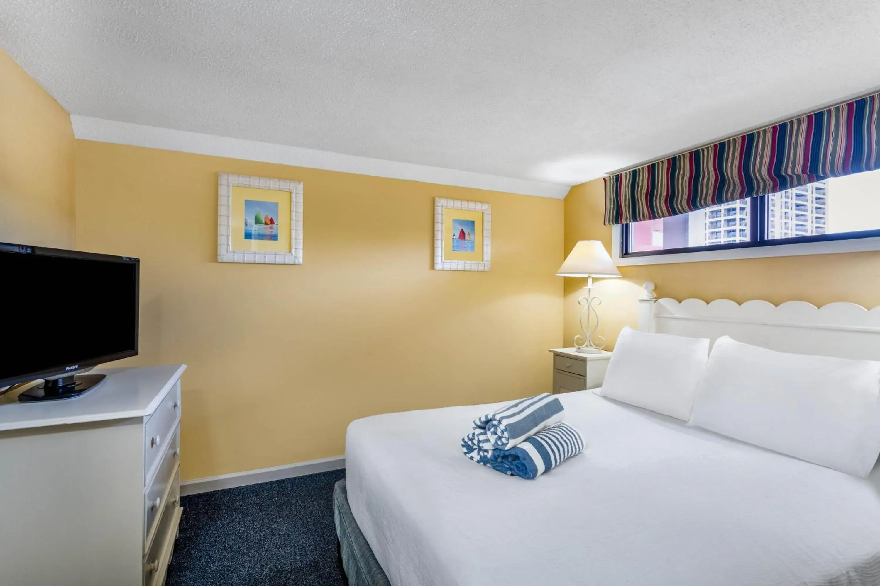 Bed in Ocean Club Resort Myrtle Beach a Ramada by Wyndham Bed in Ocean Club Resort Myrtle Beach a Ramada by Wyndham
