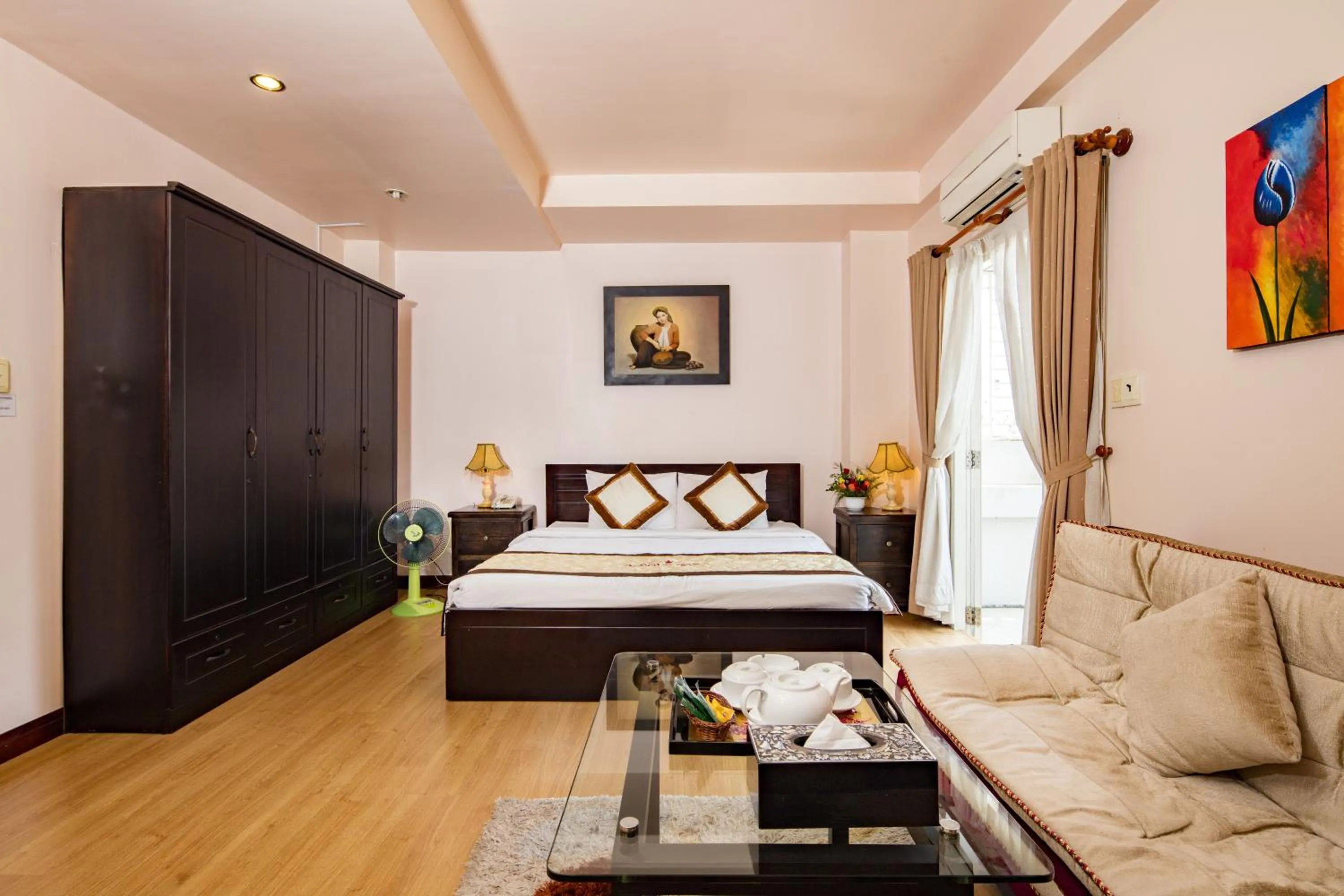 Bedroom, Bed in Vien Dong District 7 Phu My Hung