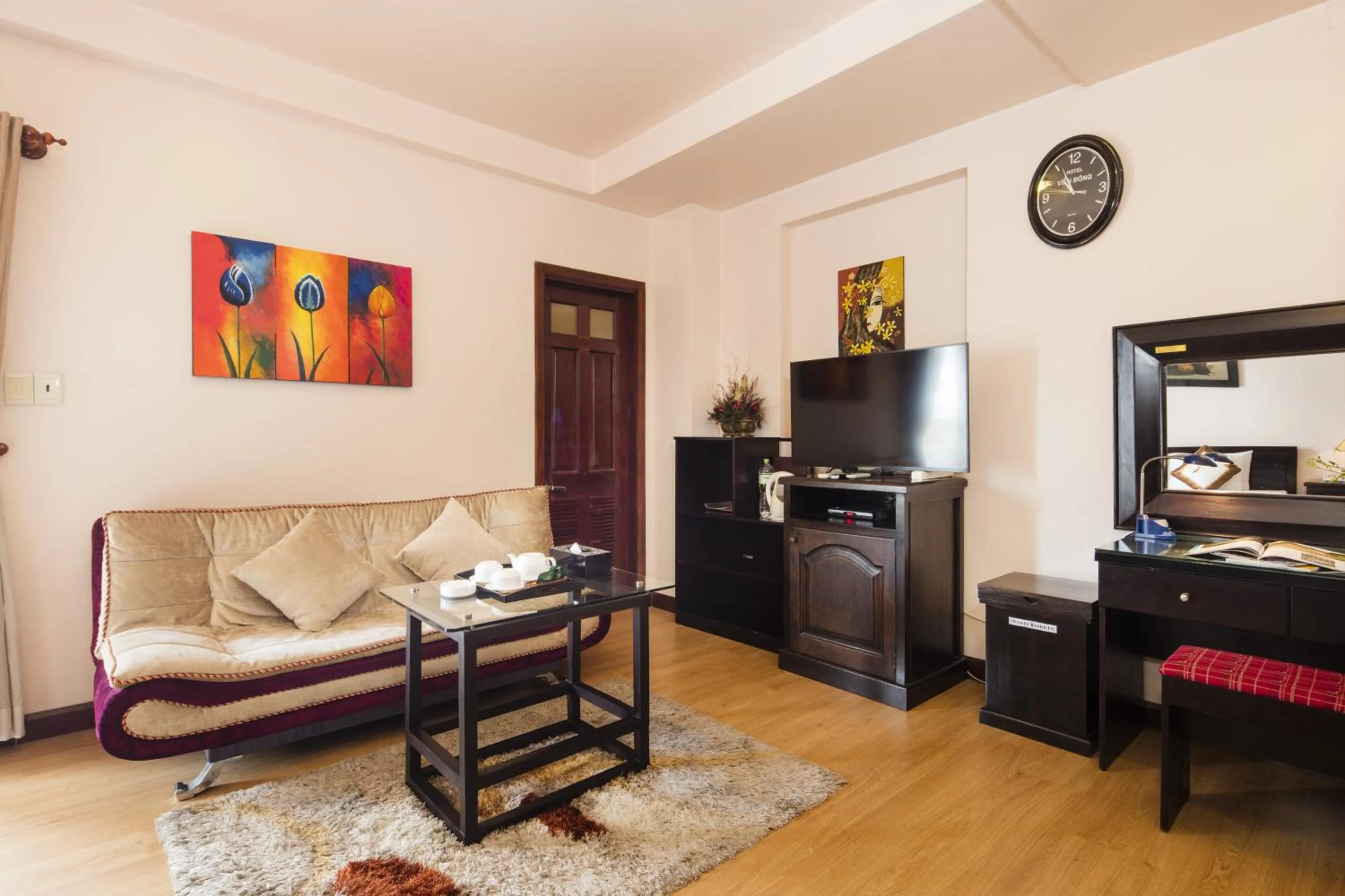 Living room in Vien Dong District 7 Phu My Hung