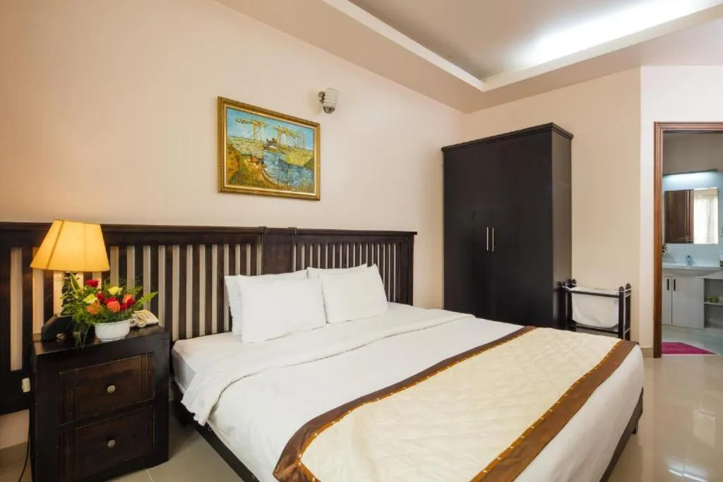 Bed in Vien Dong District 7 Phu My Hung