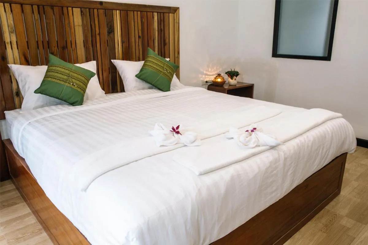 Bed in Billabong Hotel and Cafe