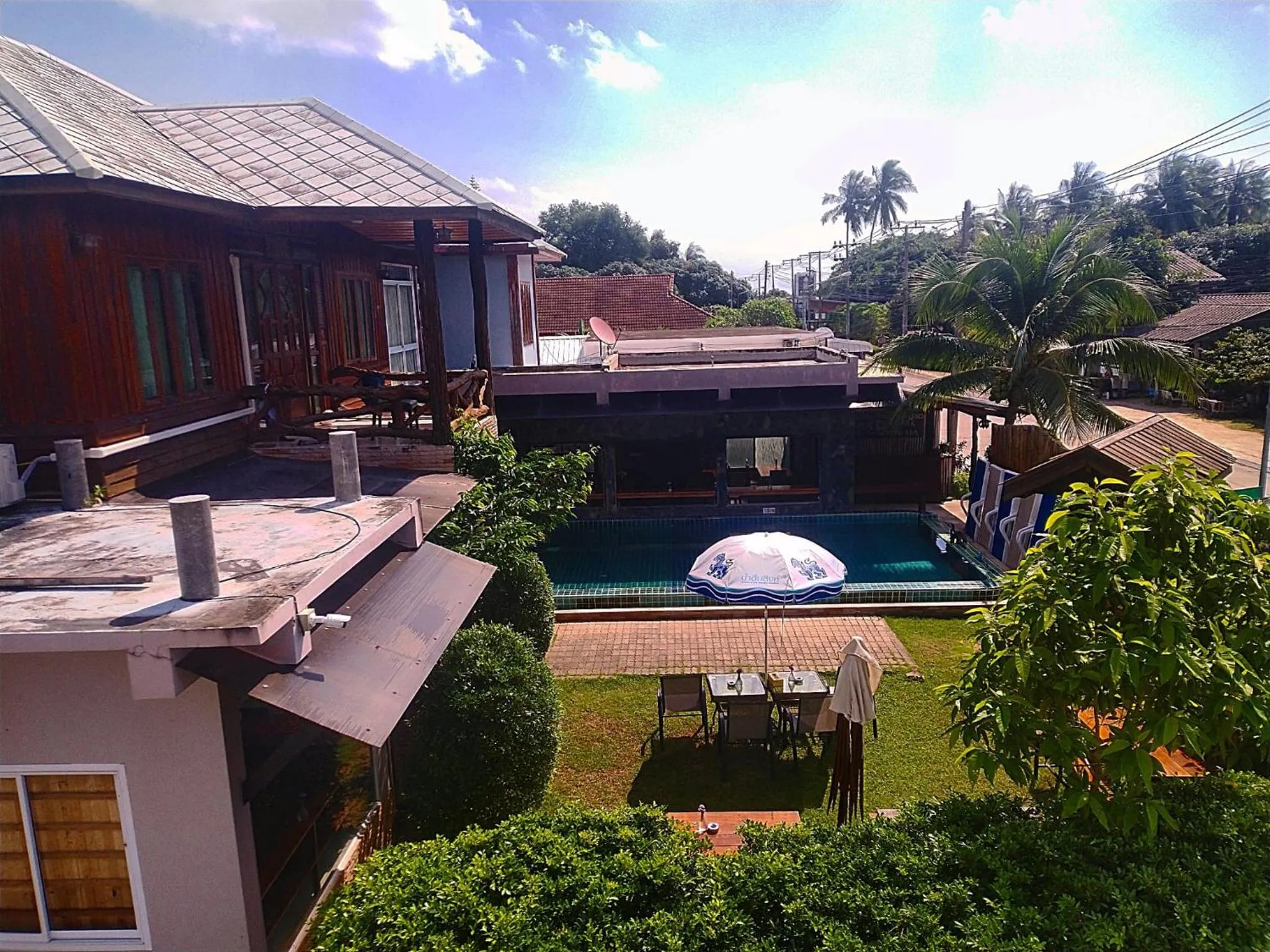 Property building in Billabong Hotel and Cafe