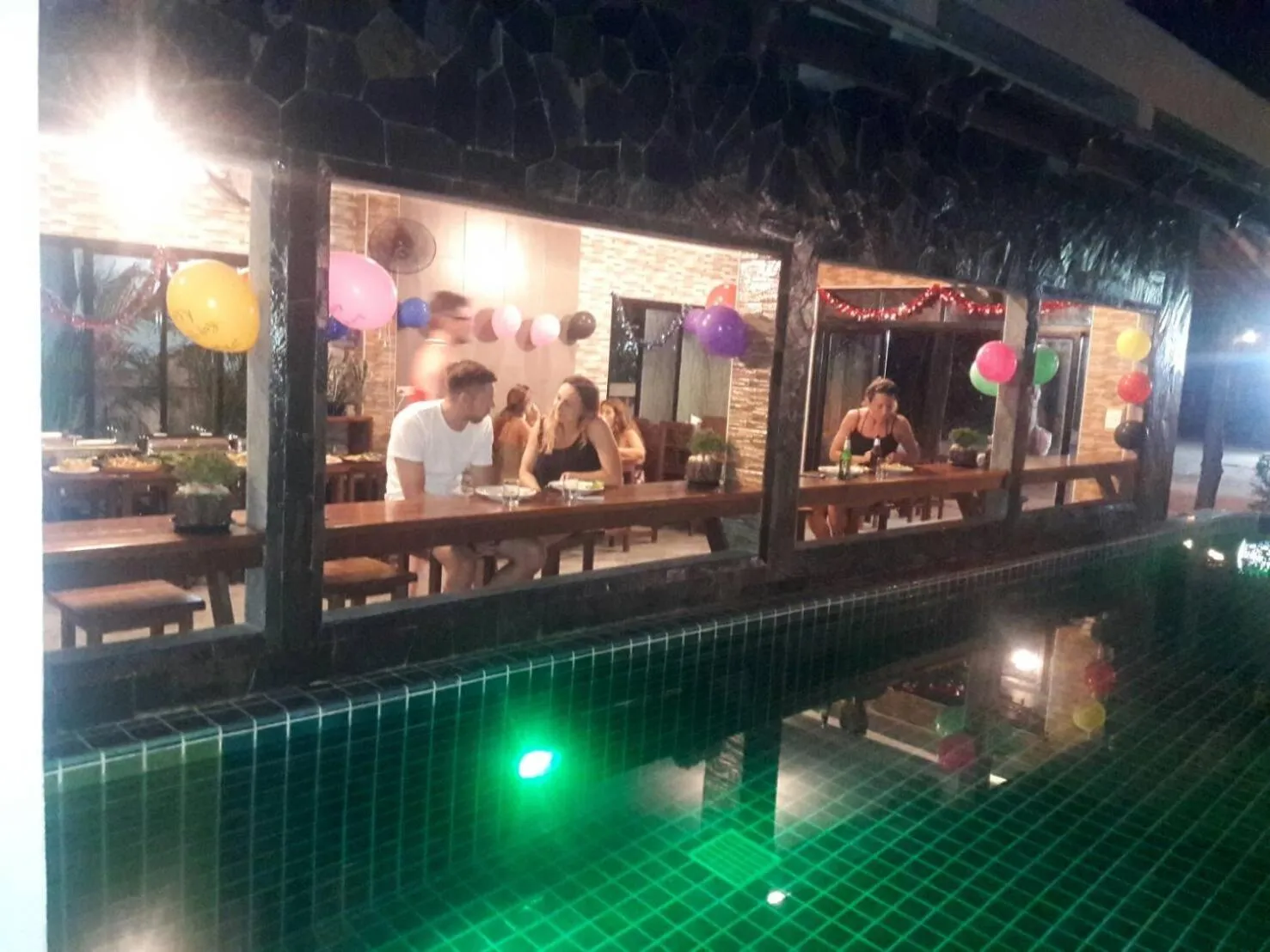 Dining area in Billabong Hotel and Cafe