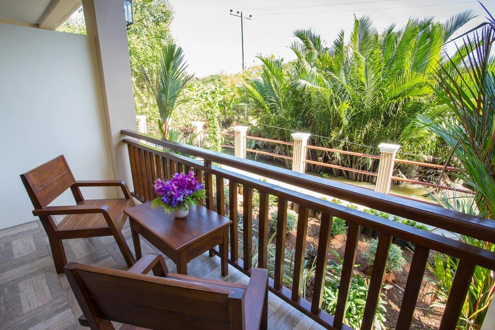 Oh Amphawa Boutique Resort