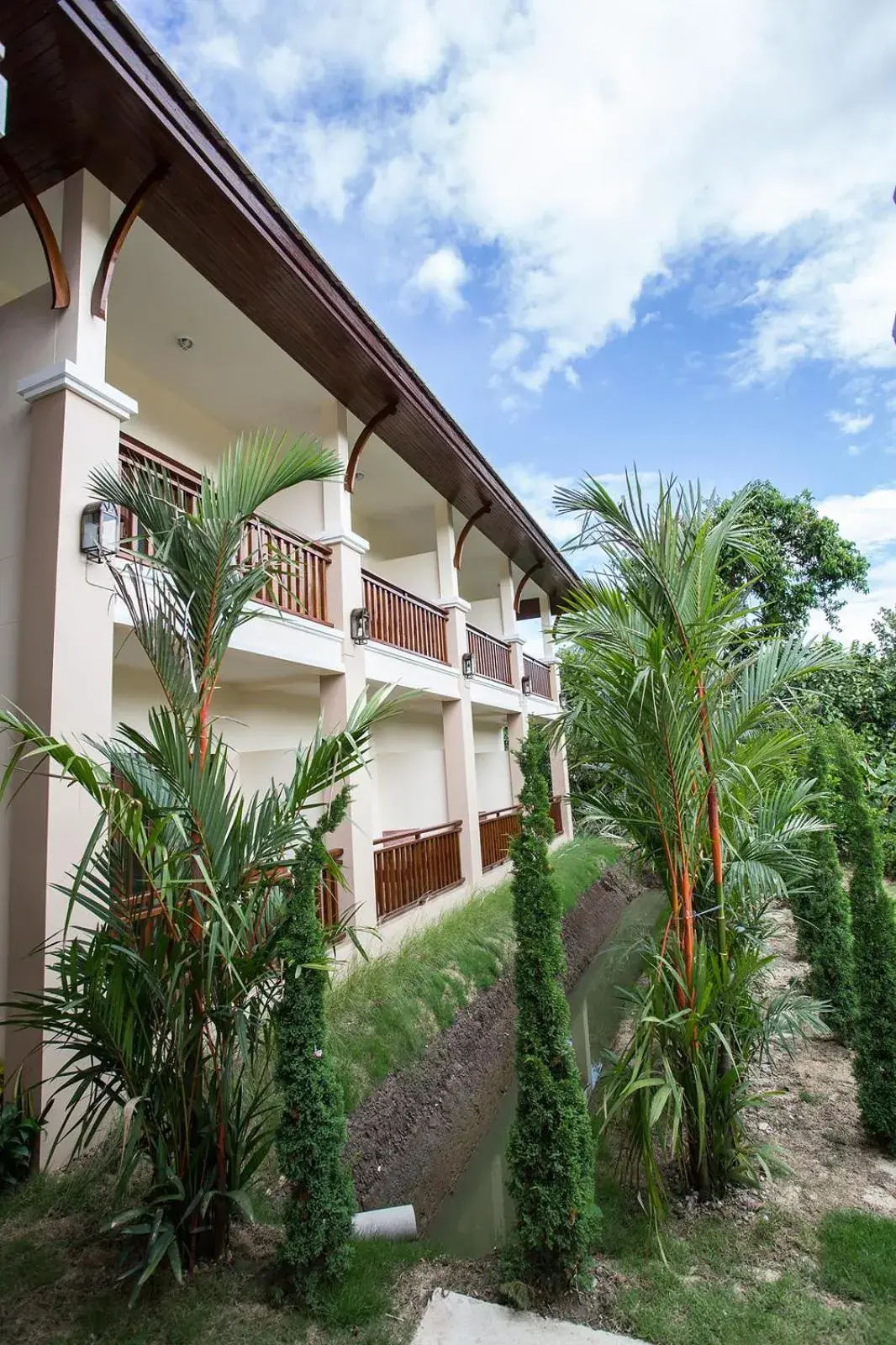 Property building in Oh Amphawa Boutique Resort Property building in Oh Amphawa Boutique Resort