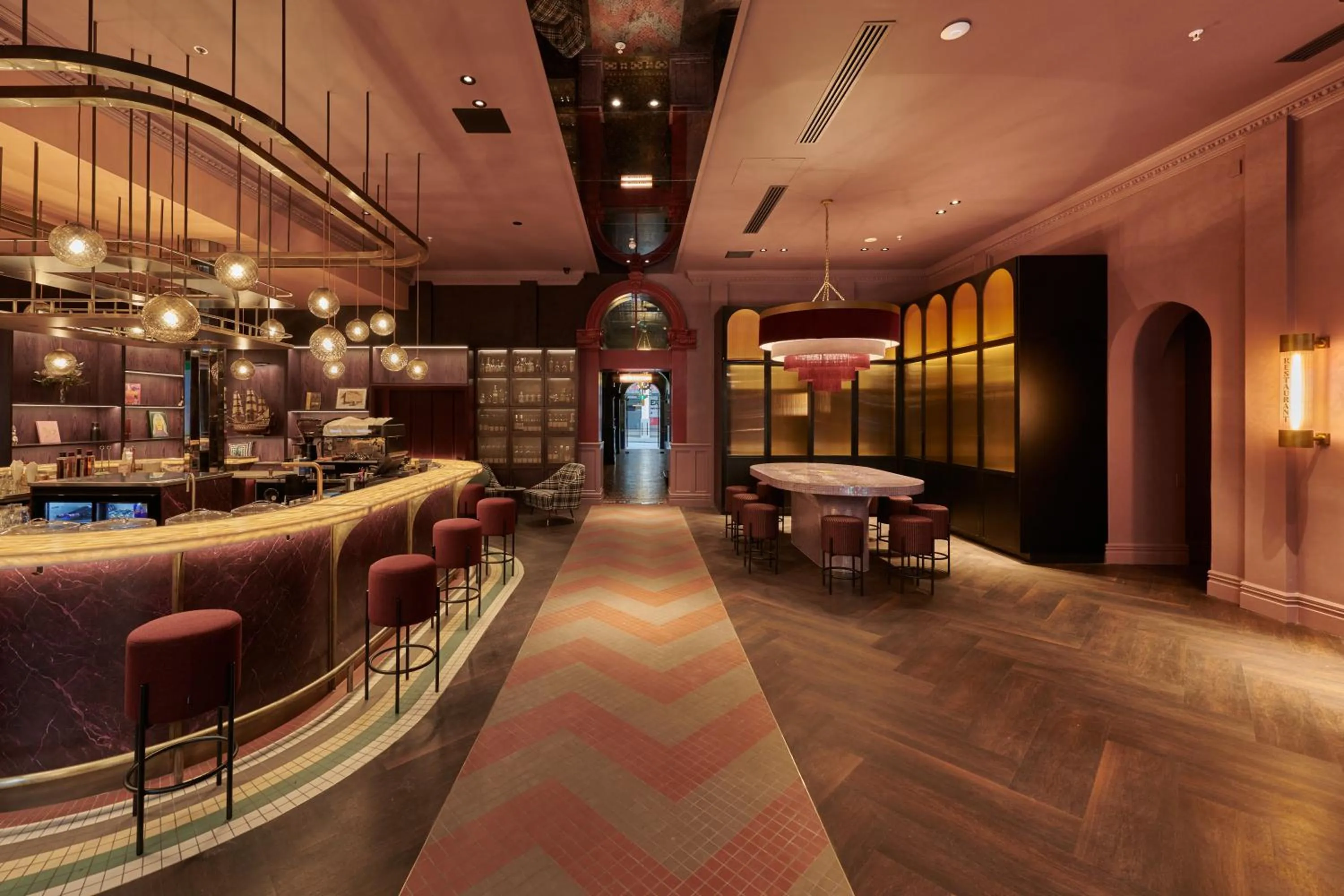 Lounge or bar in Naumi Studio Wellington